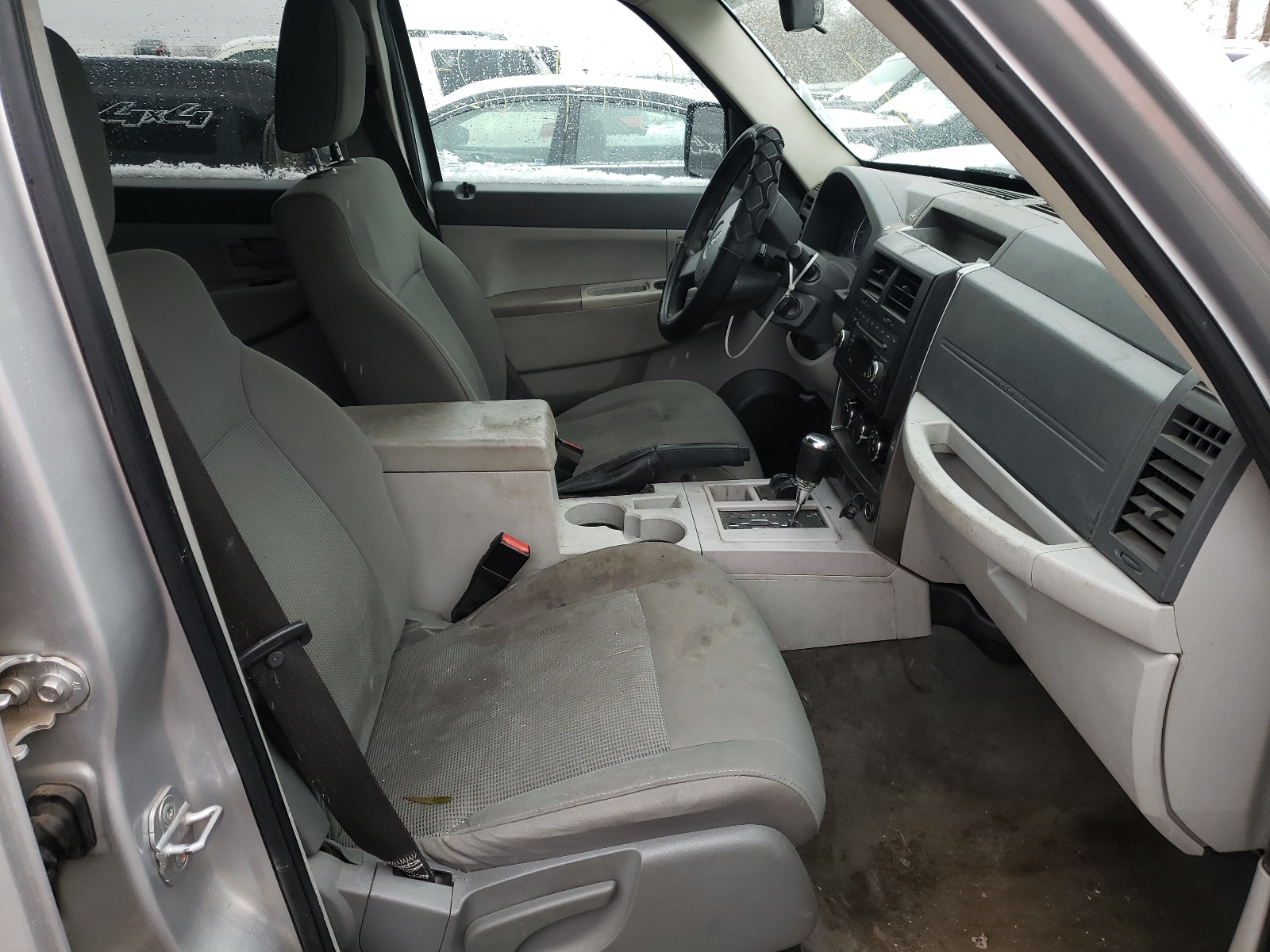 Photo 5 from auction – 2008 JEEP LIBERTY SP with VIN 1J8GN28K48W281545