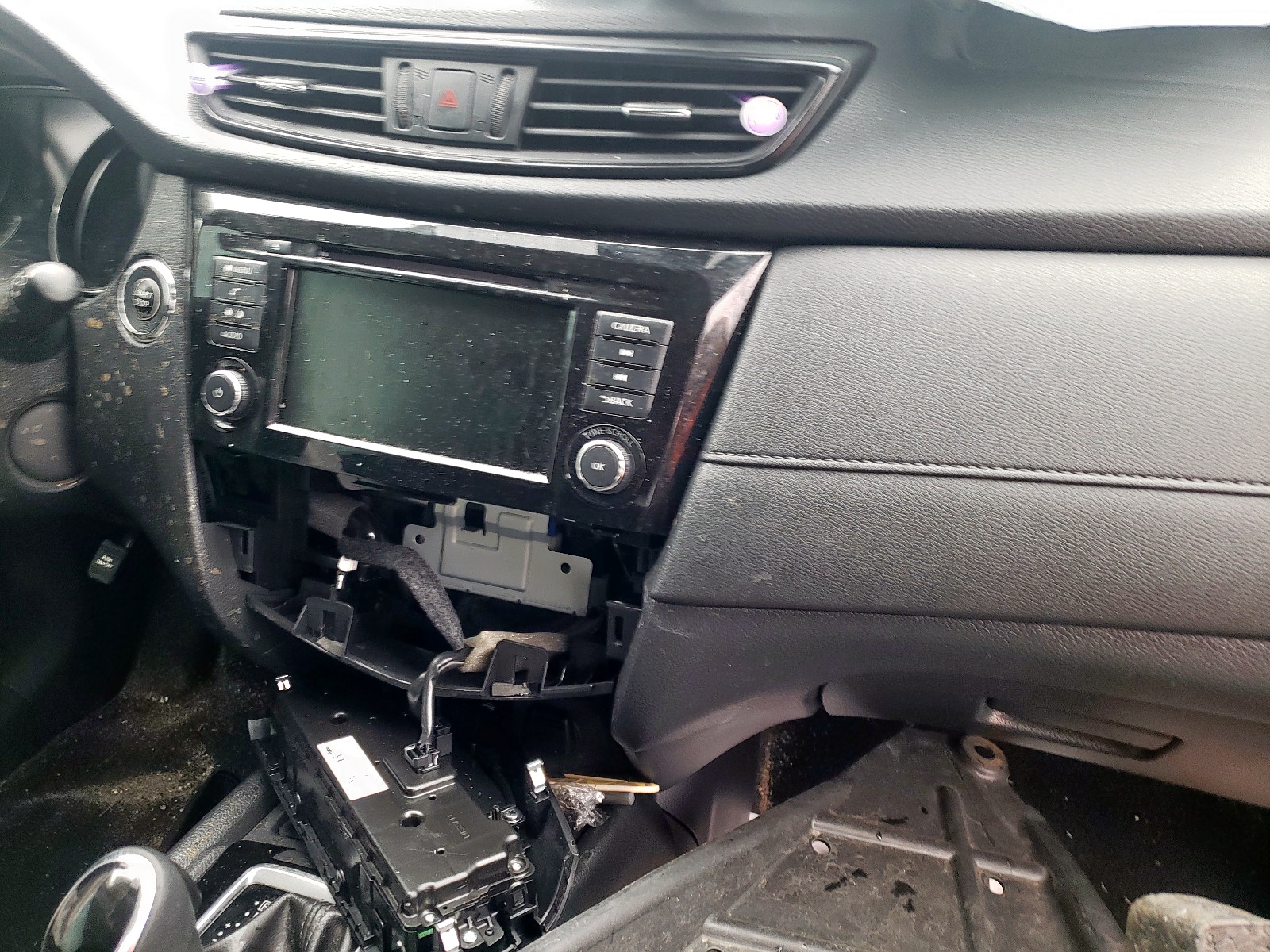 Photo 9 from auction – 2020 NISSAN ROGUE S with VIN KNMAT2MV9LP515698
