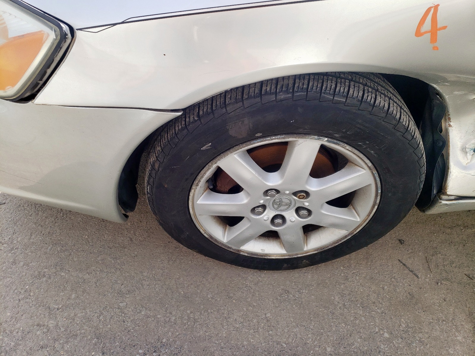 Photo 9 from auction – 2002 TOYOTA AVALON XL with VIN 4T1BF28B22U200815