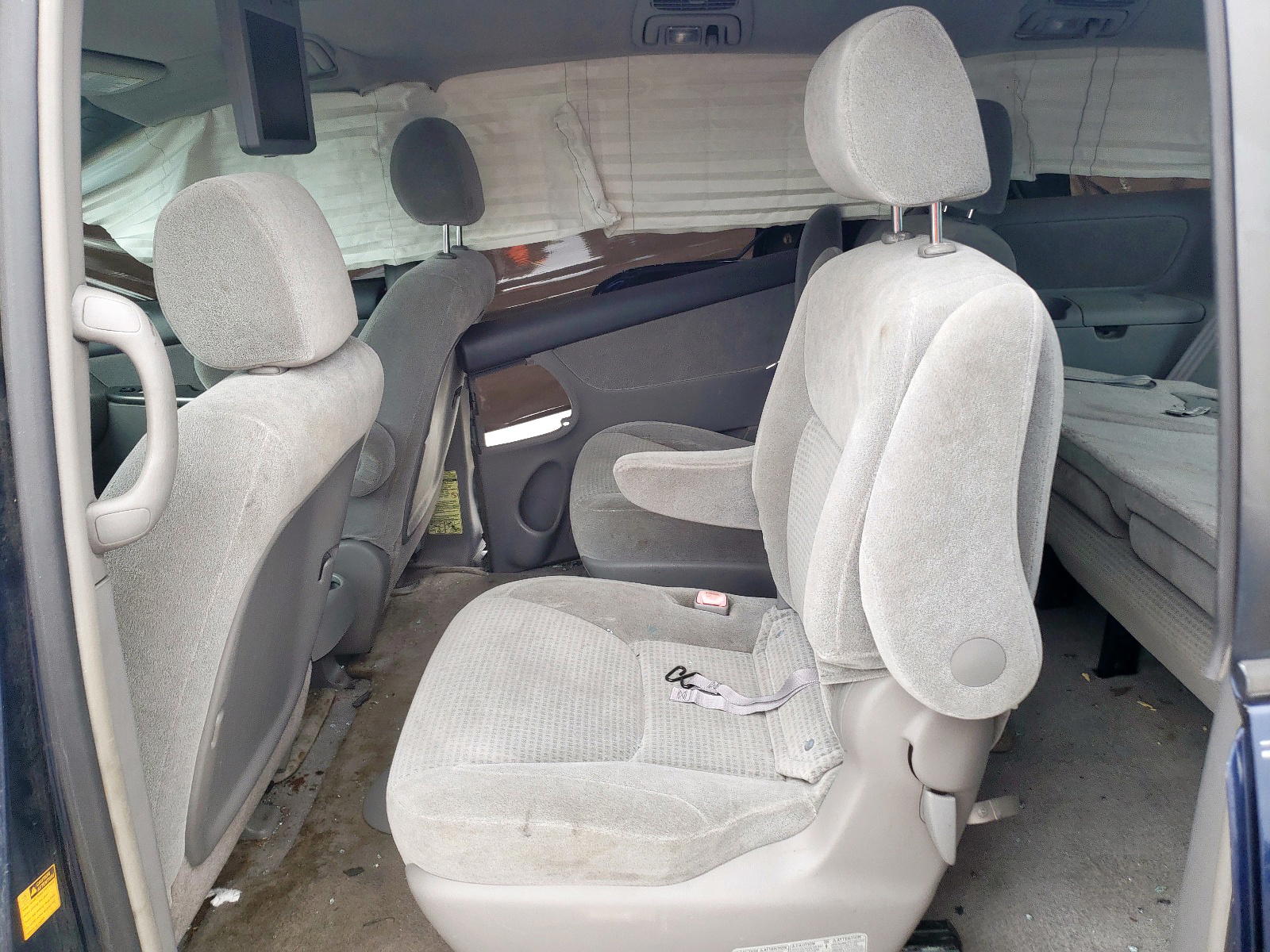 Photo 6 from auction – 2006 TOYOTA VAN with VIN 5TDZA23C96S499117
