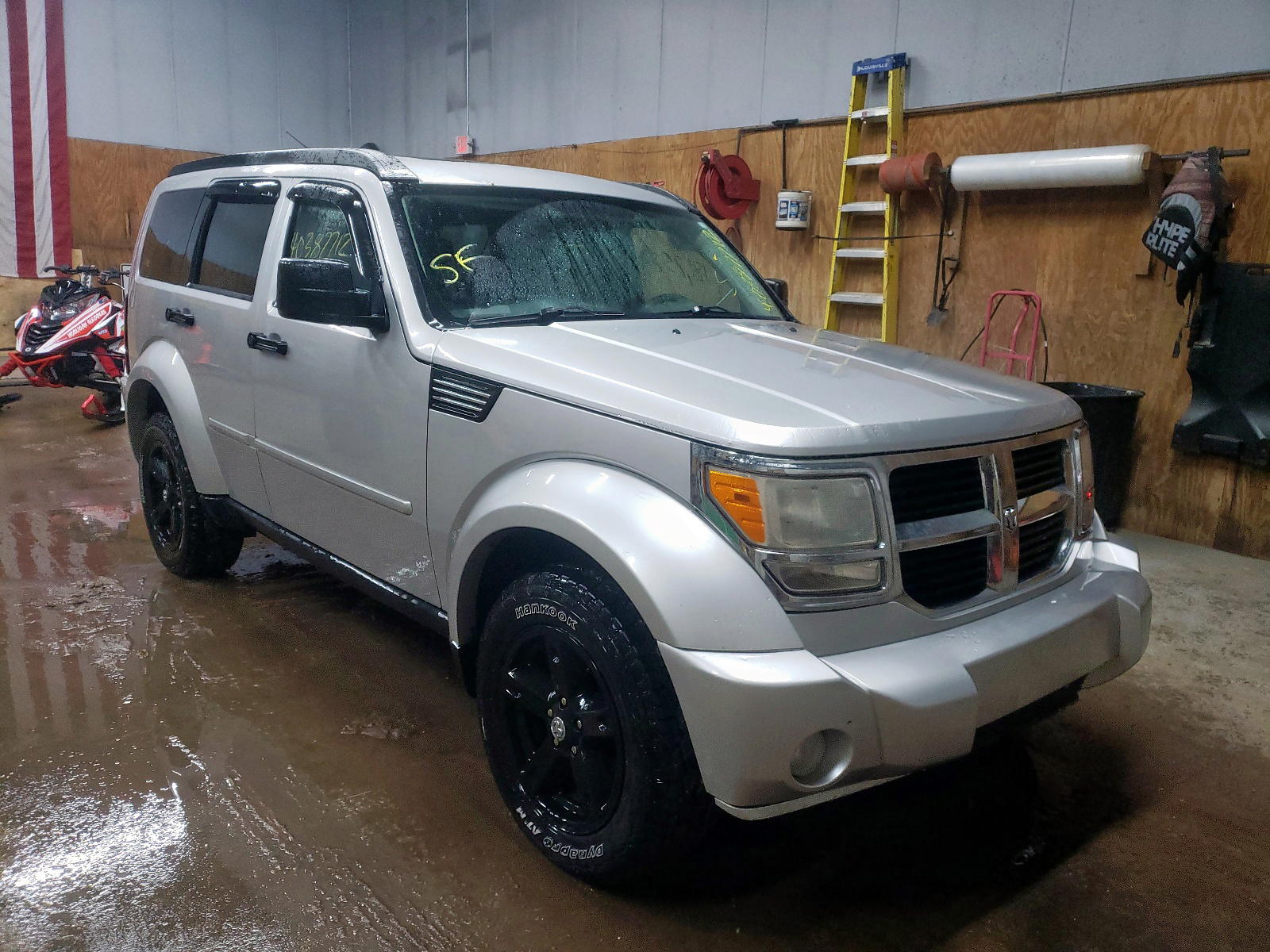 DODGE NITRO SXT 2008 with VIN 1D8GU28K38W272931 - Photo from auction