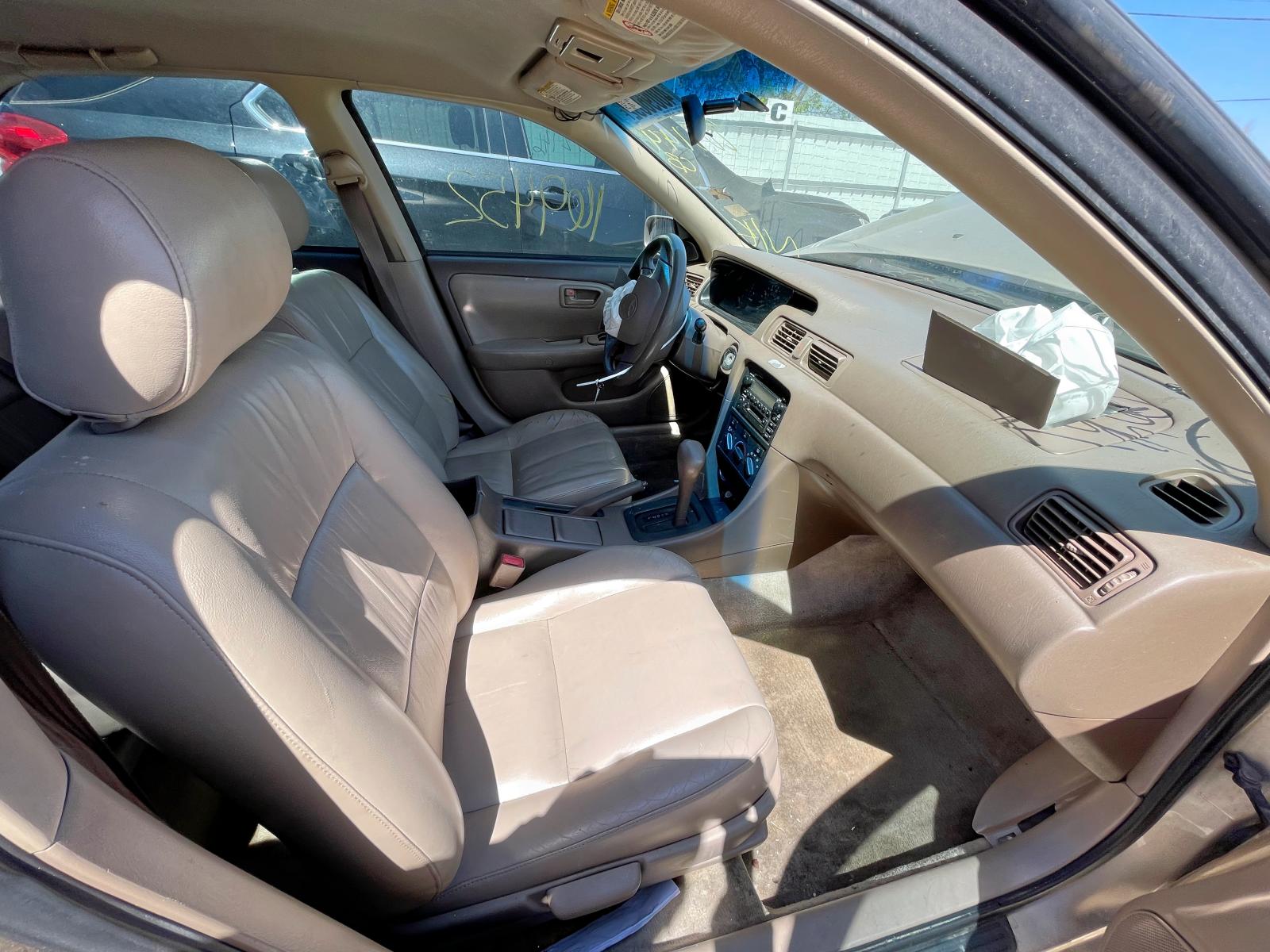 Photo 5 from auction – 2000 TOYOTA CAMRY CE with VIN JT2BF22K3Y0283144