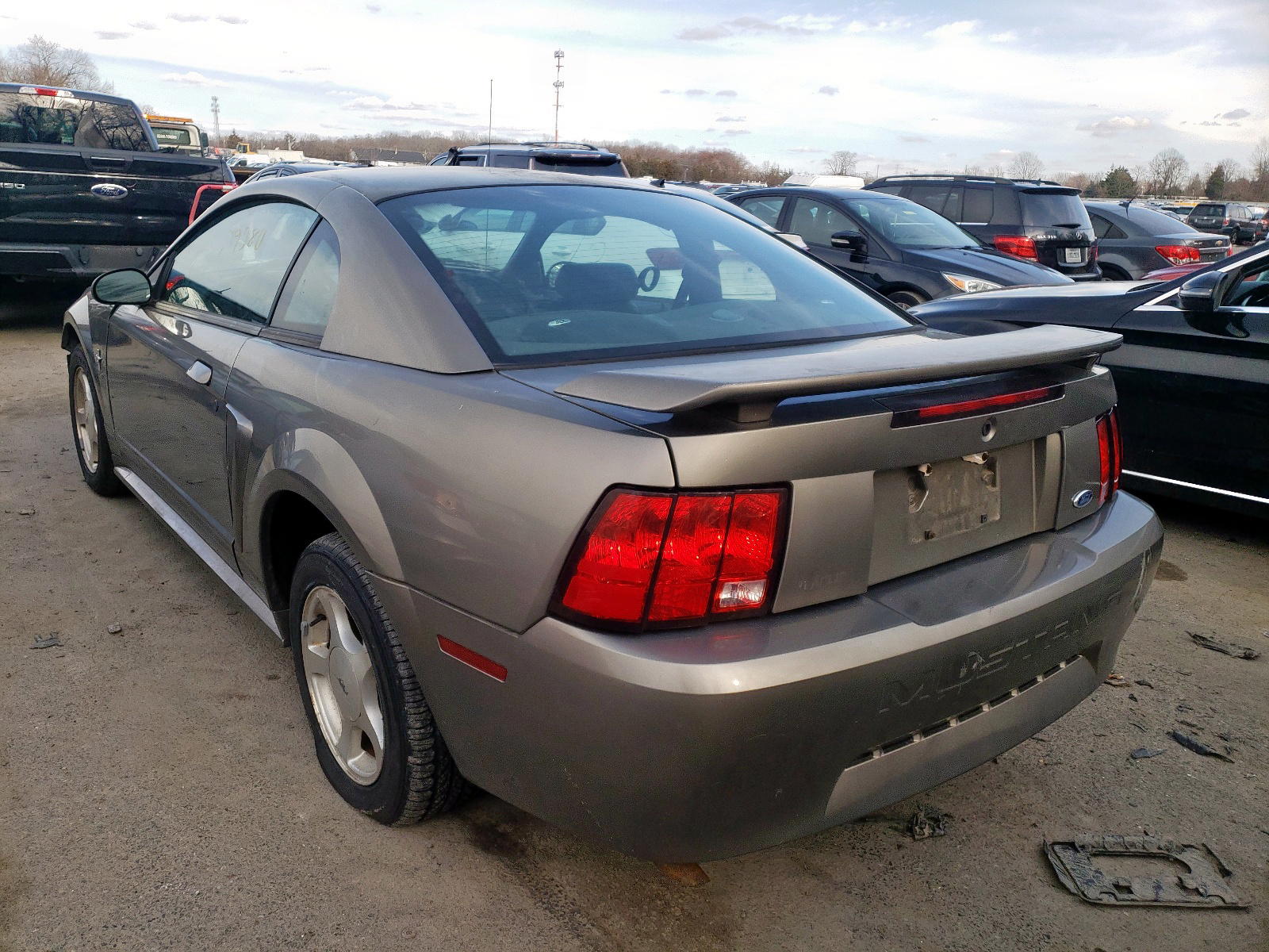 Photo 3 from auction – 2001 FORD MUSTANG with VIN 1FAFP40401F162263