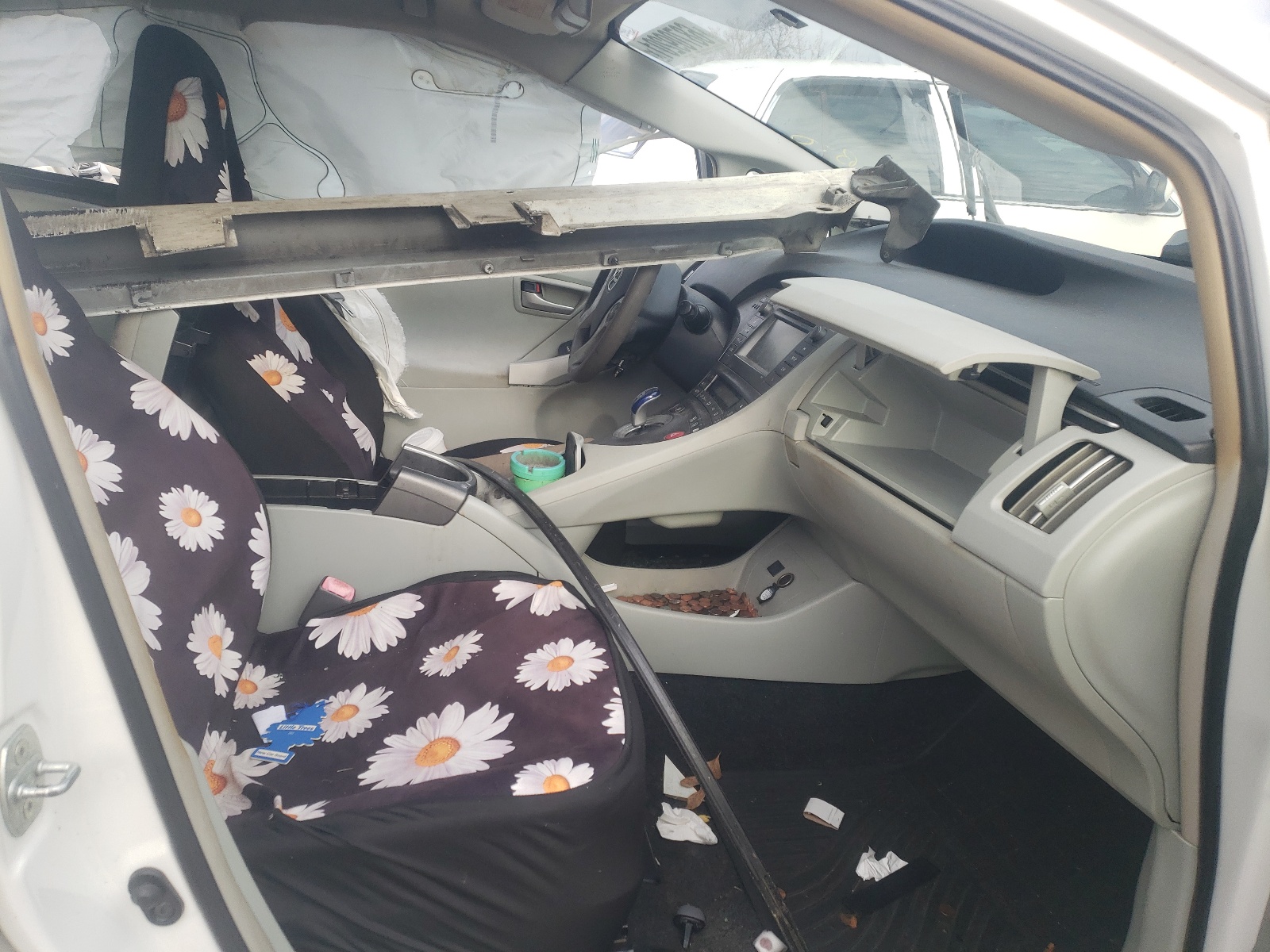 Photo 5 from auction – 2013 TOYOTA PRIUS with VIN JTDKN3DUXD5554390