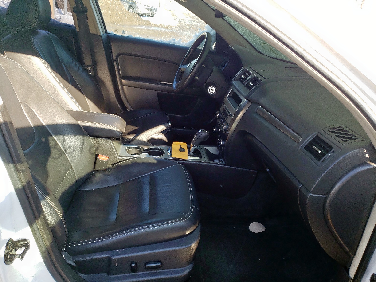 Photo 5 from auction – 2012 FORD FUSION SEL with VIN 3FAHP0JA2CR162485