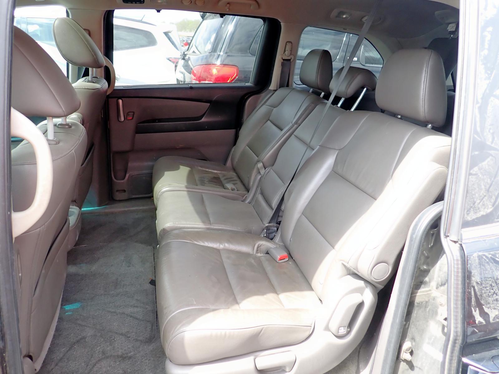 Photo 6 from auction – 2011 HONDA ODYSSEY EX with VIN 5FNRL5H67BB072242