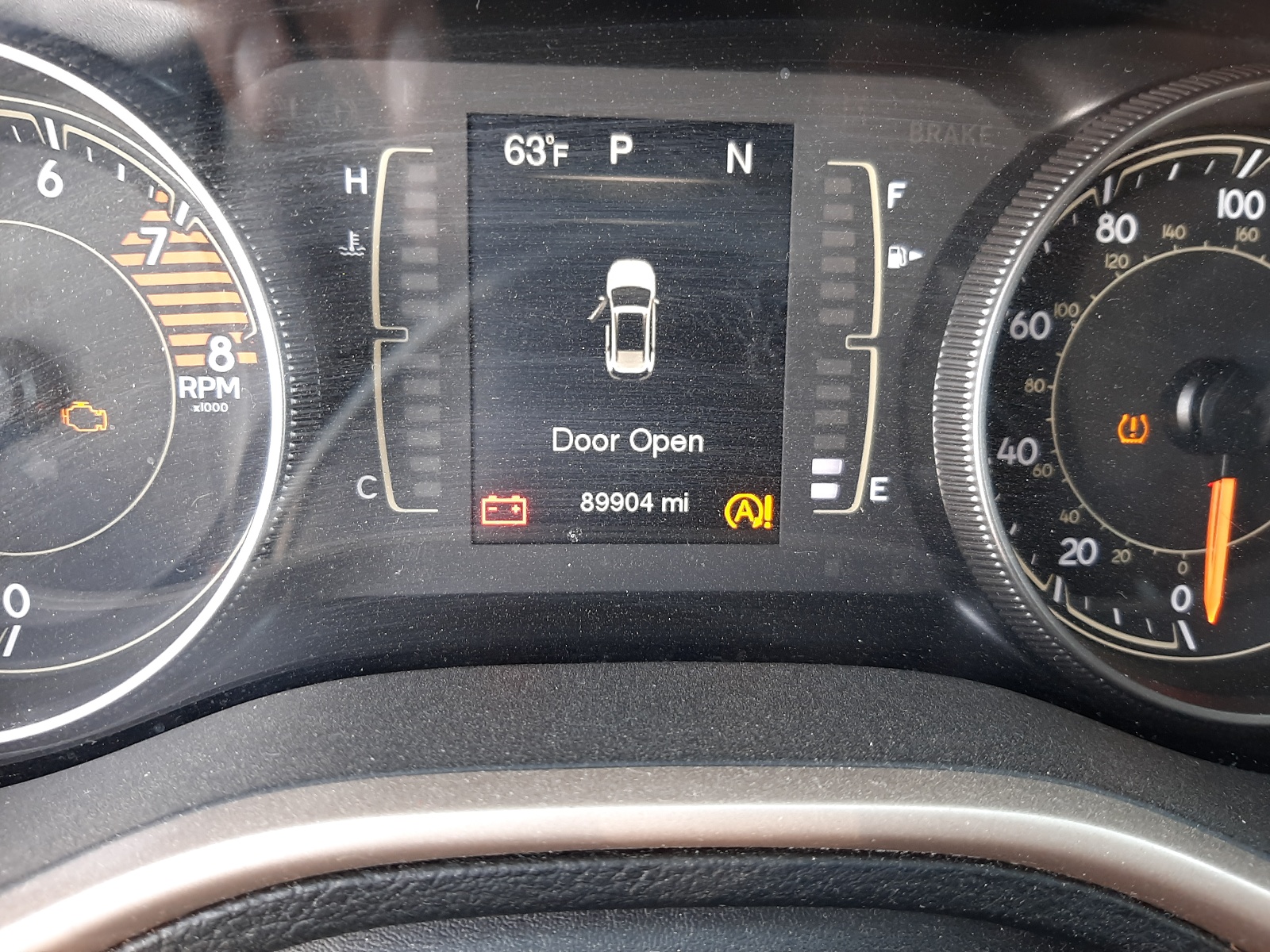Photo 8 from auction – 2017 JEEP CHEROKEE L with VIN 1C4PJLCS1HW549404