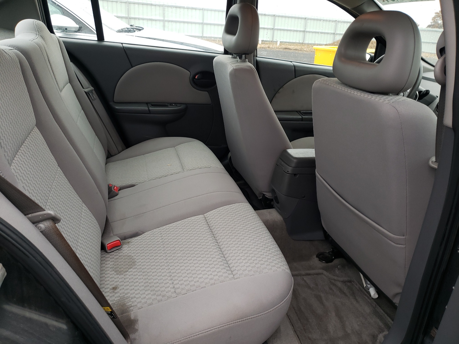 Photo 6 from auction – 2005 SATURN ION LEVEL with VIN 1G8AJ54FX5Z179383