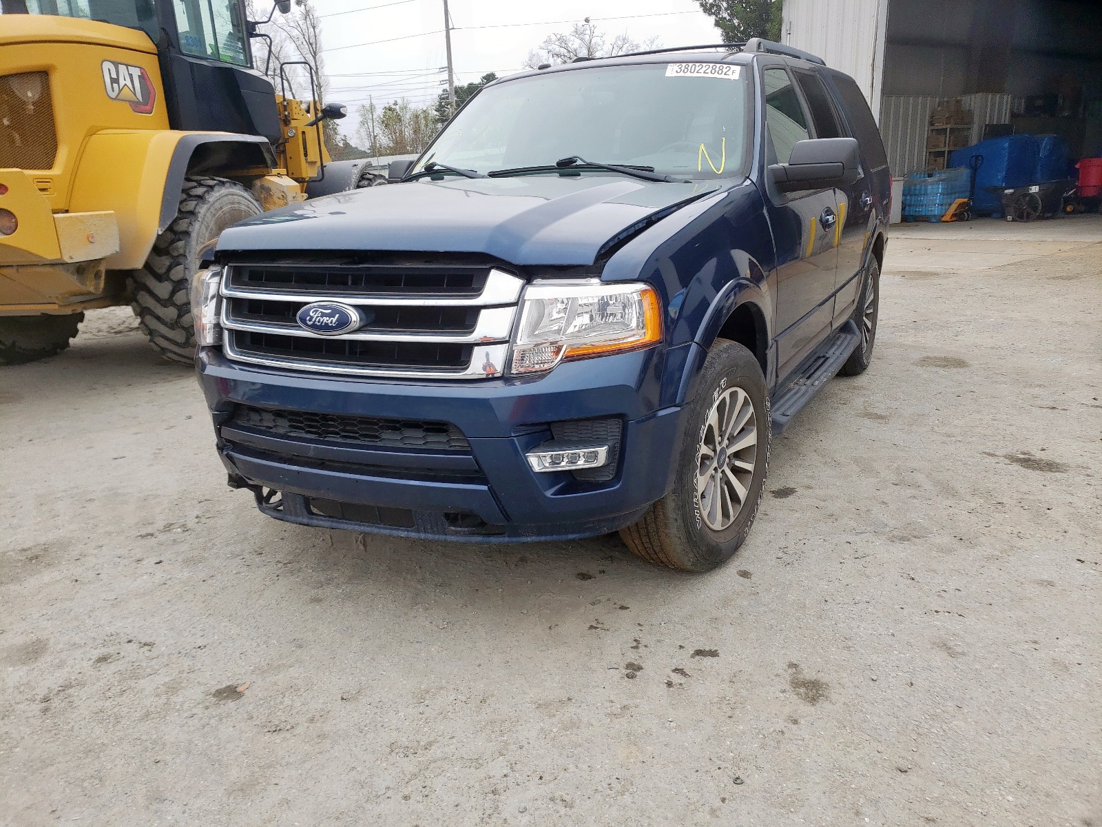 Photo 2 from auction – 2017 FORD EXPEDITION with VIN 1FMJU1JT9HEA84322