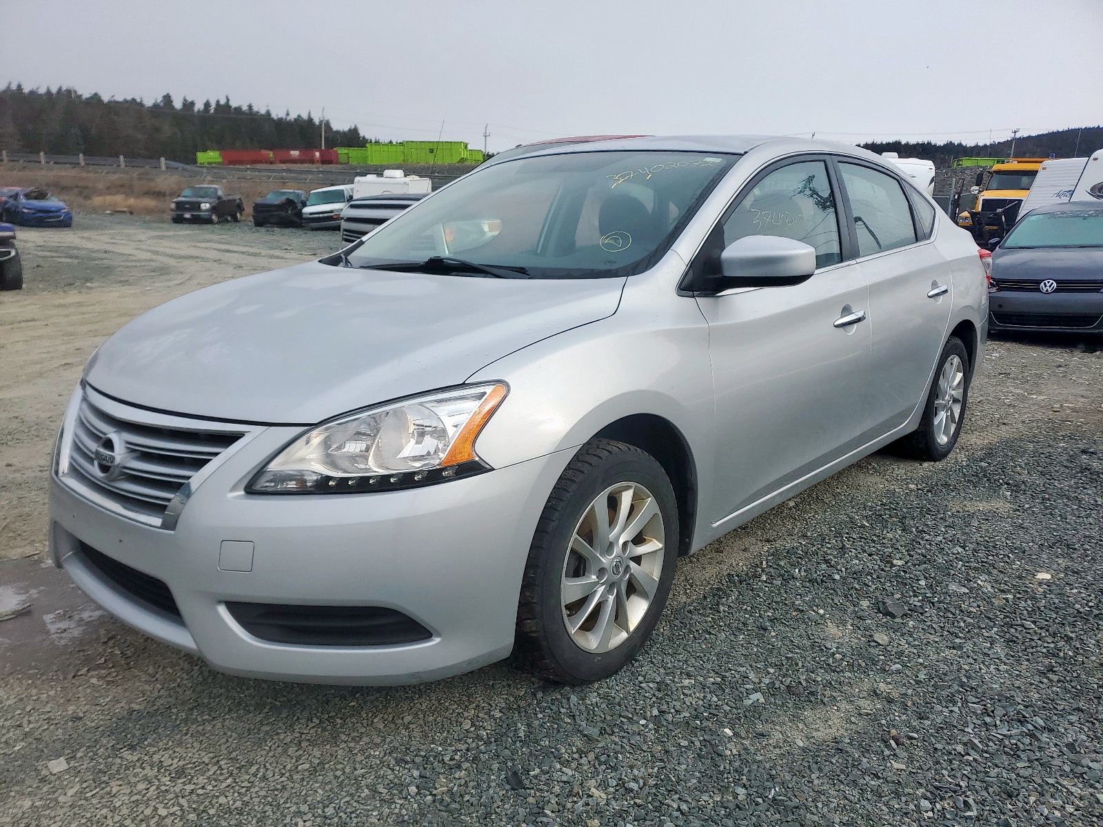 Photo 2 from auction – 2015 NISSAN SENTRA S with VIN 3N1AB7AP0FL633342