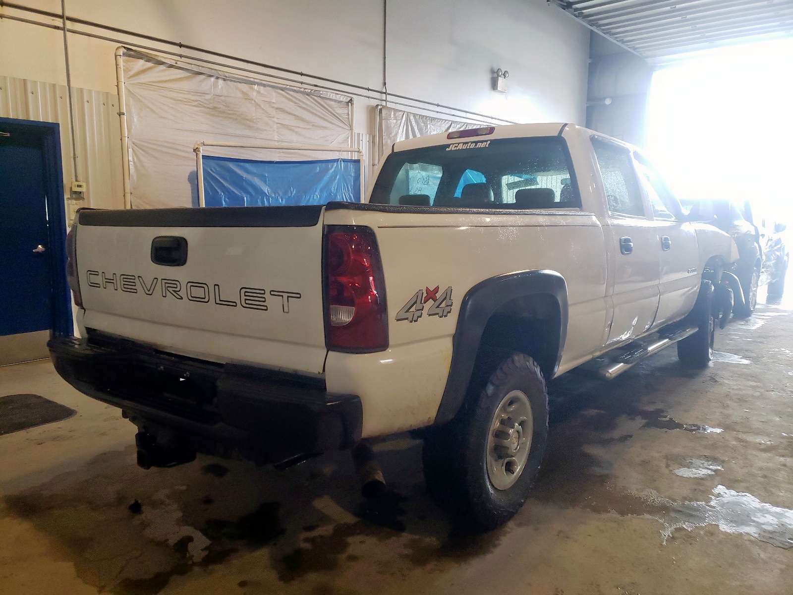 Photo 4 from auction – 2006 CHEVROLET SILVERADO with VIN 1GCHK23U06F260816