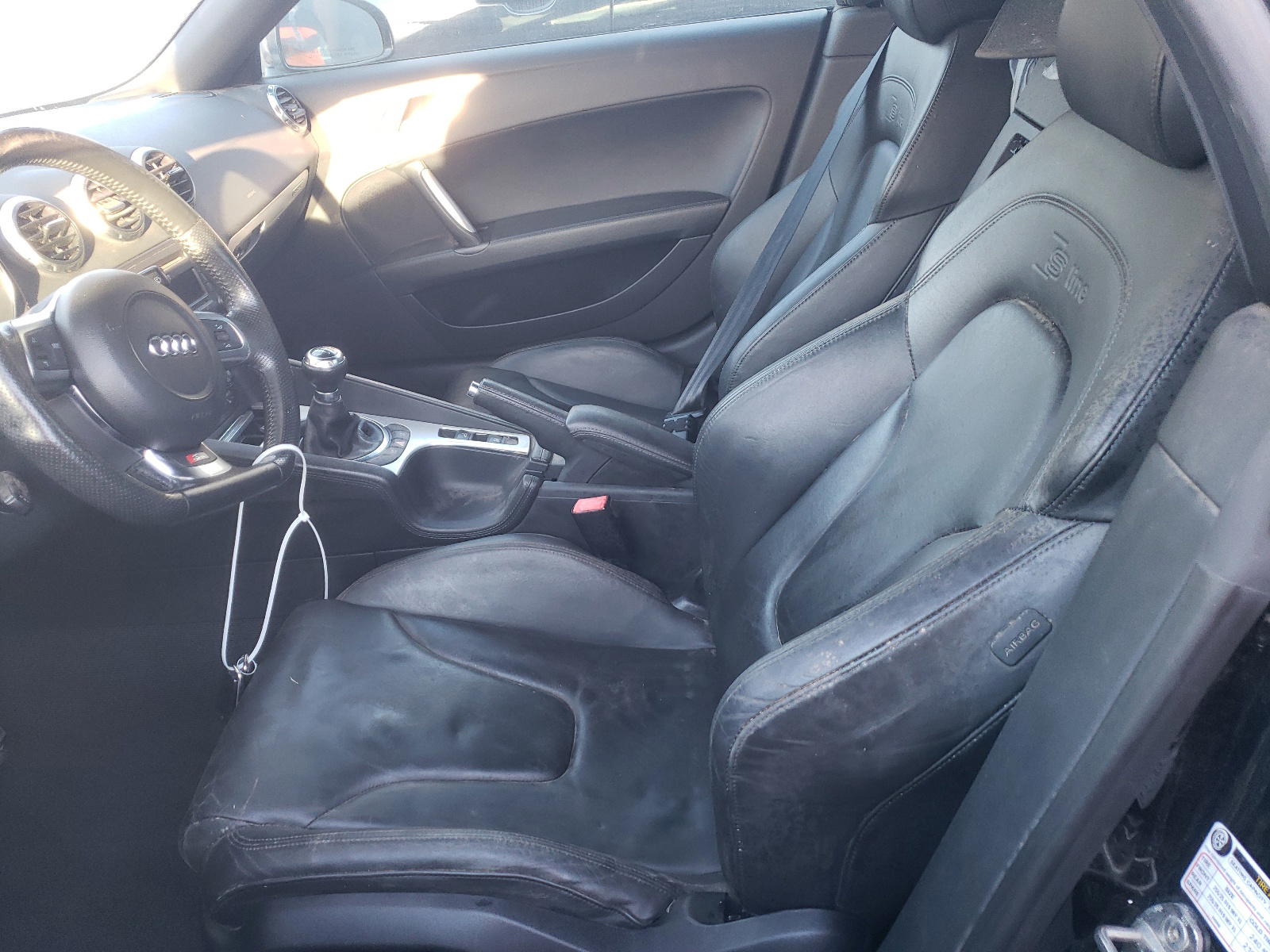 Photo 5 from auction – 2008 AUDI TT 3.2 QUA with VIN TRURD38J281016223