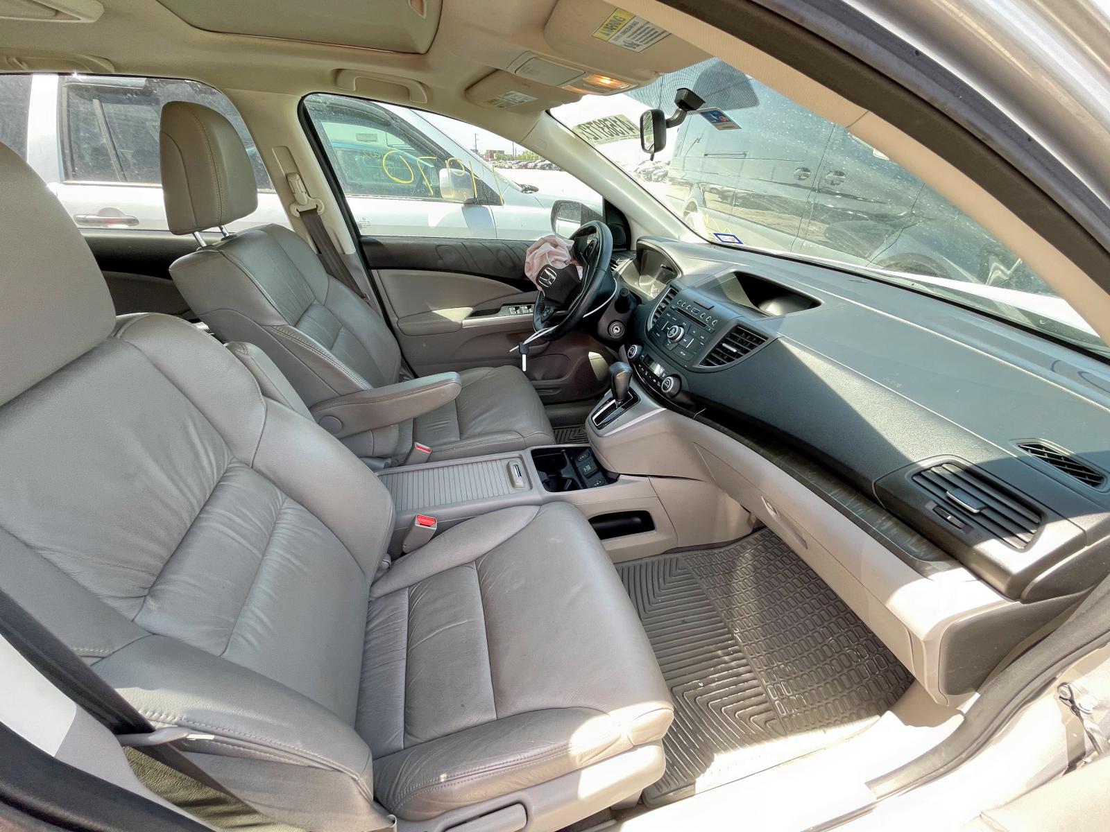 Photo 5 from auction – 2014 HONDA CR-V EXL with VIN 5J6RM3H7XEL003535