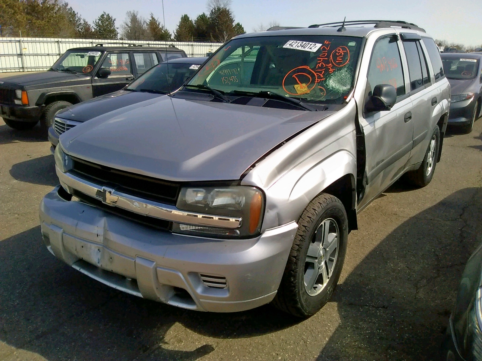 Photo 15 from auction – 2005 CHEVROLET TRAILBLAZE with VIN 1GNDT13SX52215528