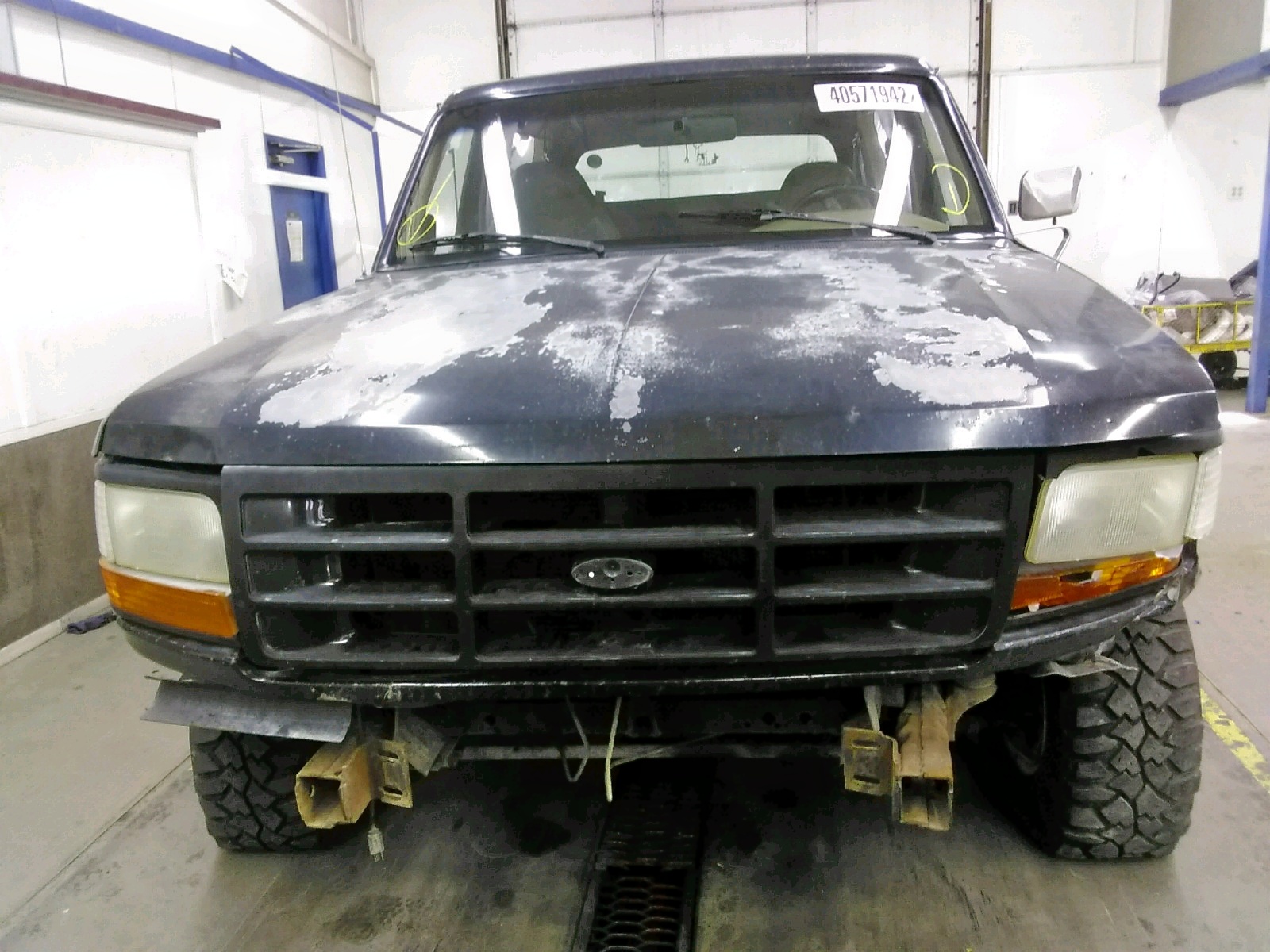 Photo 9 from auction – 1993 FORD BRONCO U10 with VIN 1FMEU15H7PLA08390
