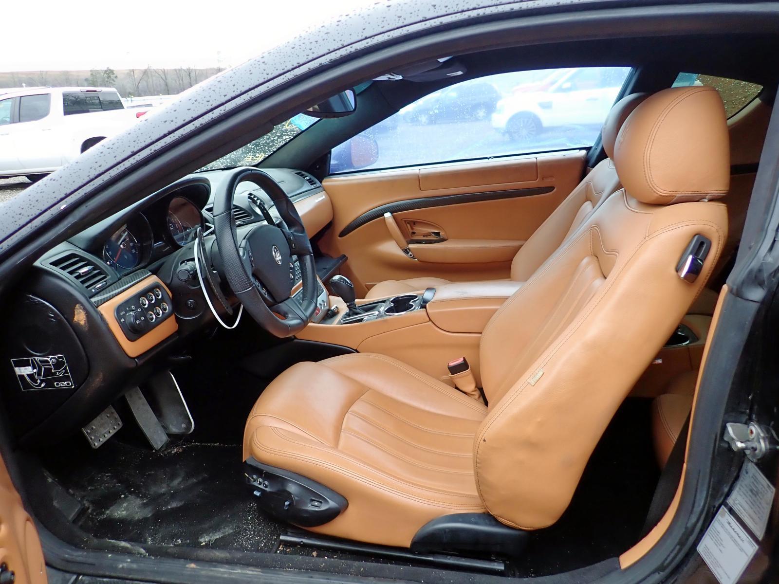 Photo 5 from auction – 2011 MASERATI GRANTURISM with VIN ZAM45KLA7B0056034