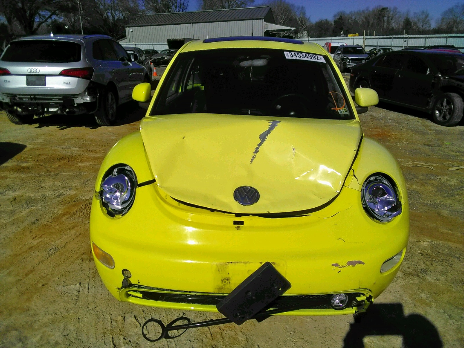 Photo 9 from auction – 2000 VOLKSWAGEN NEW BEETLE with VIN 3VWCA21C6YM429311