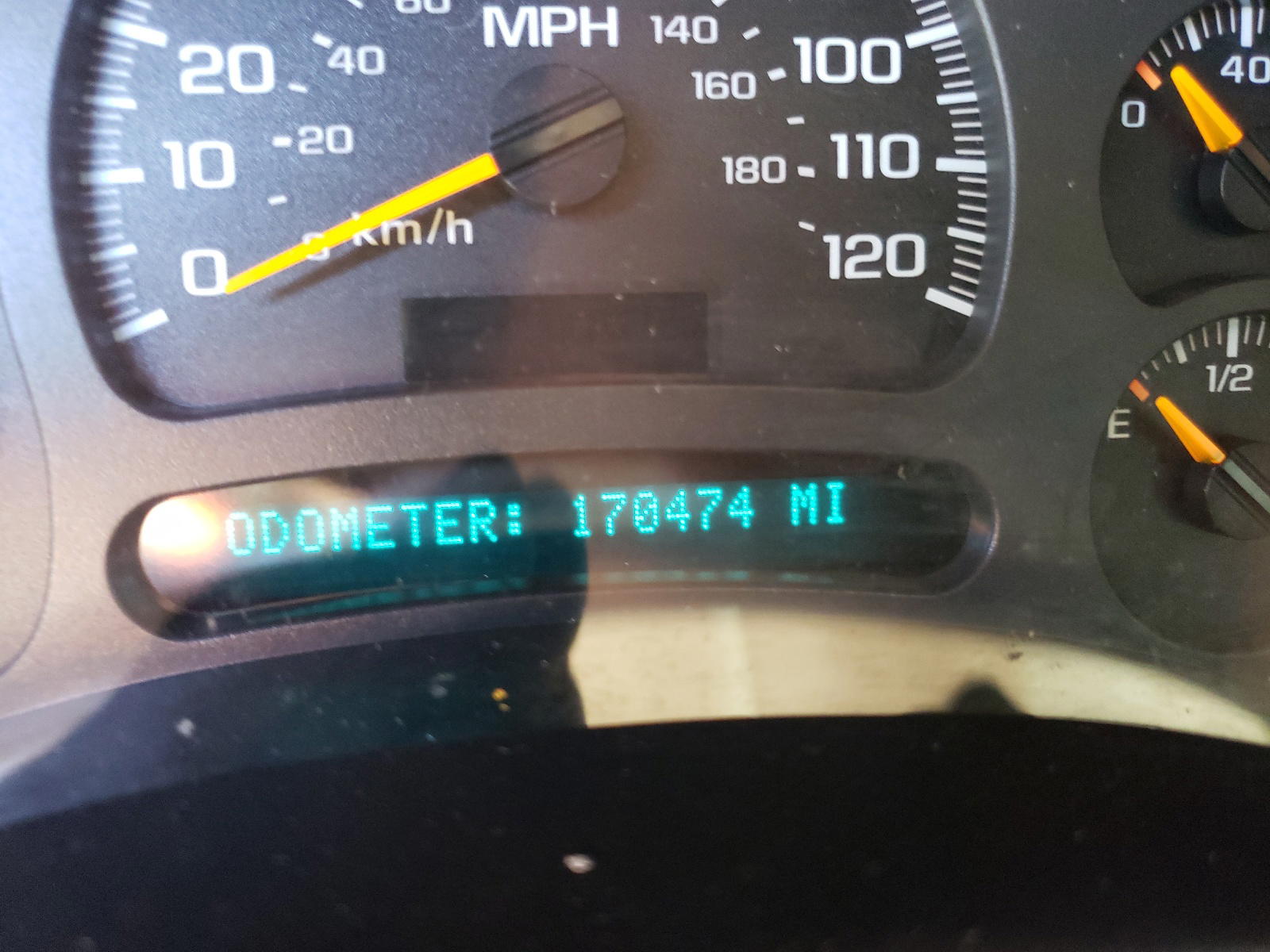Photo 8 from auction – 2003 CHEVROLET SILVERADO with VIN 2GCEK19T731383494