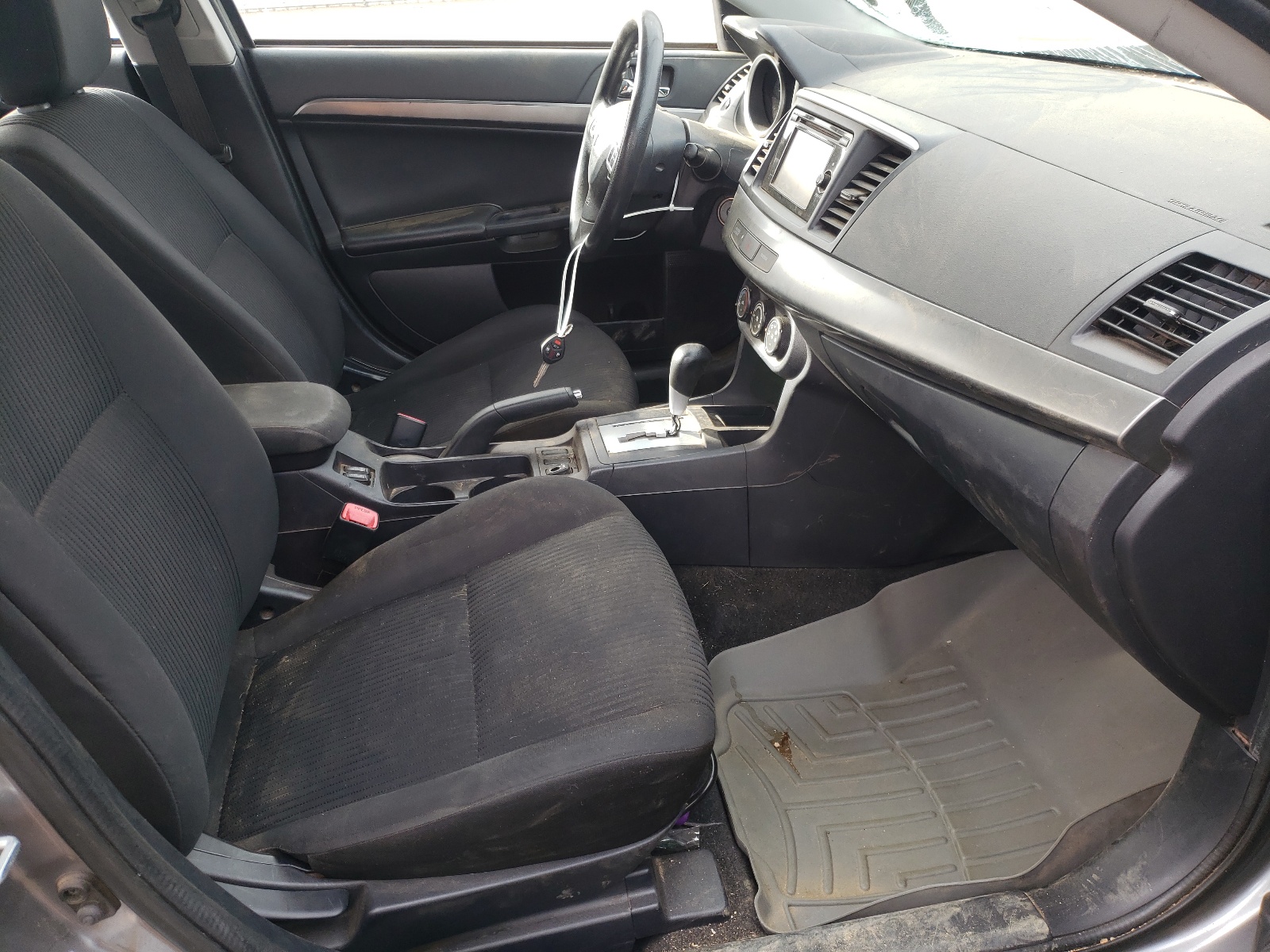 Photo 5 from auction – 2015 MITSUBISHI LANCER SE with VIN JA32V2FW7FU022613