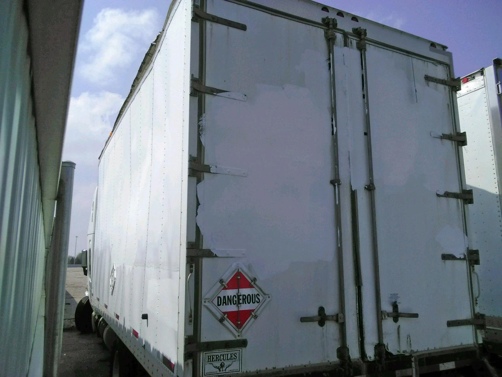Photo 3 from auction – 2015 FREIGHTLINER CASCADIA 1 with VIN 3ALAGGDV9FSGL8300