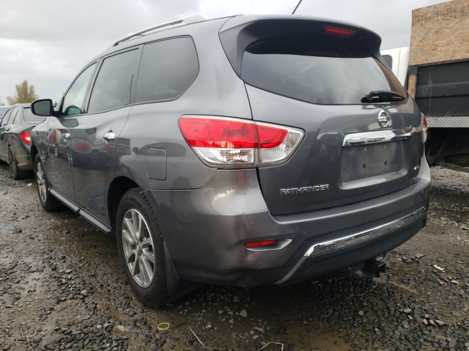 Photo 3 from auction – 2016 NISSAN PATHFINDER with VIN 5N1AR2MM4GC659318