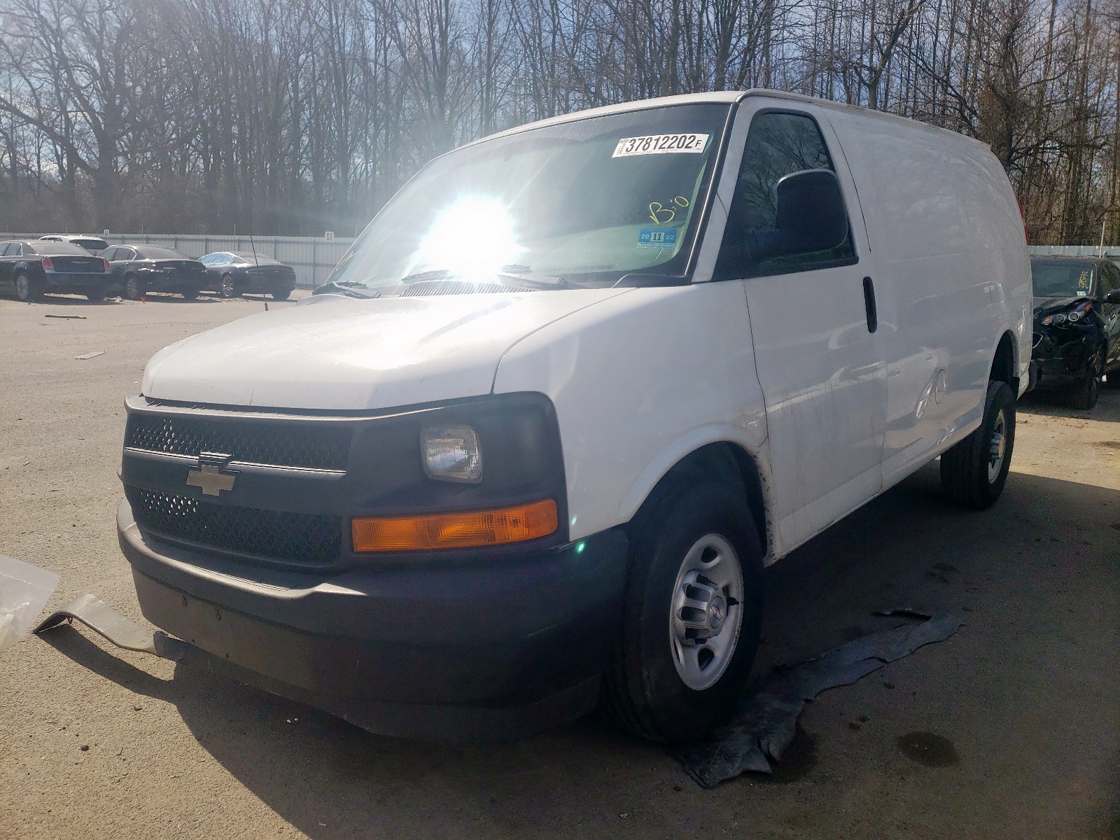Photo 2 from auction – 2016 CHEVROLET EXPRESS G2 with VIN 1GCWGAFF9H1128556