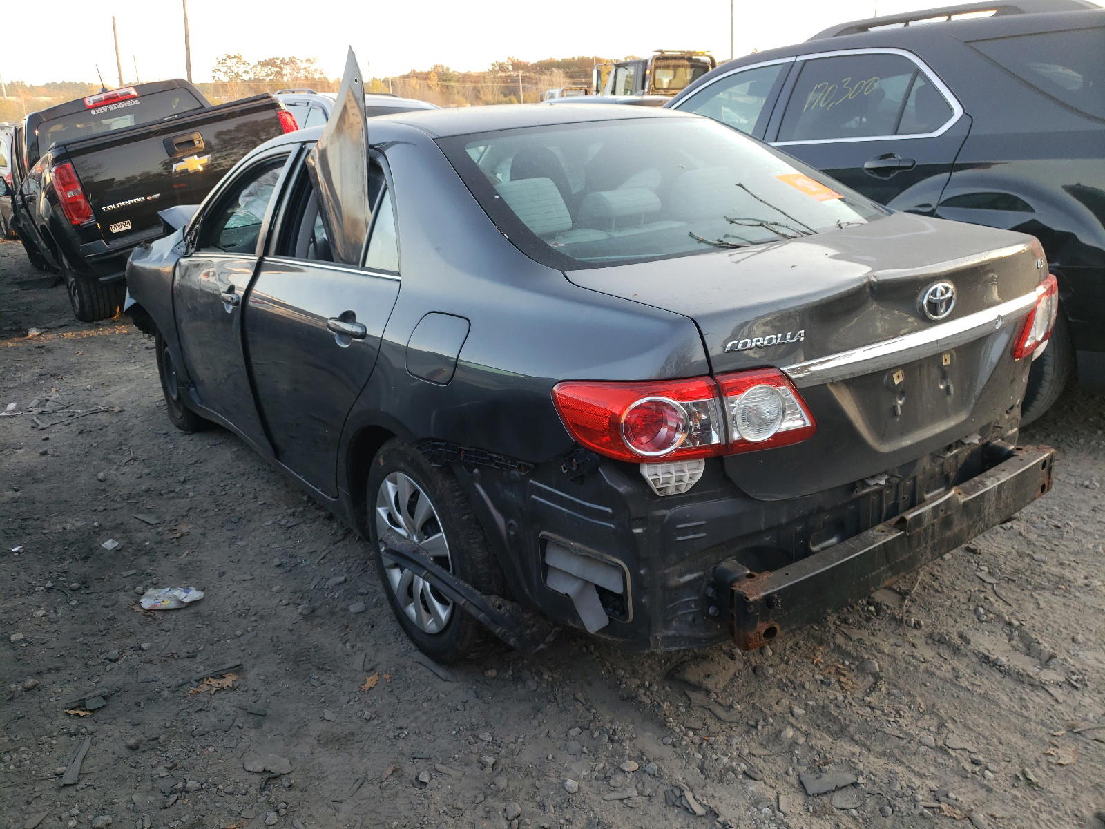 Photo 3 from auction – 2013 TOYOTA COROLLA BA with VIN 2T1BU4EE8DC027449