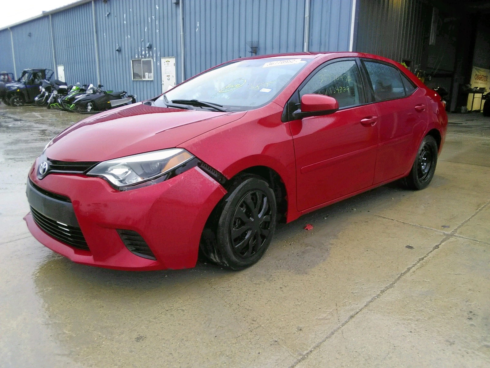 Photo 2 from auction – 2014 TOYOTA COROLLA L with VIN 5YFBURHE6EP106662