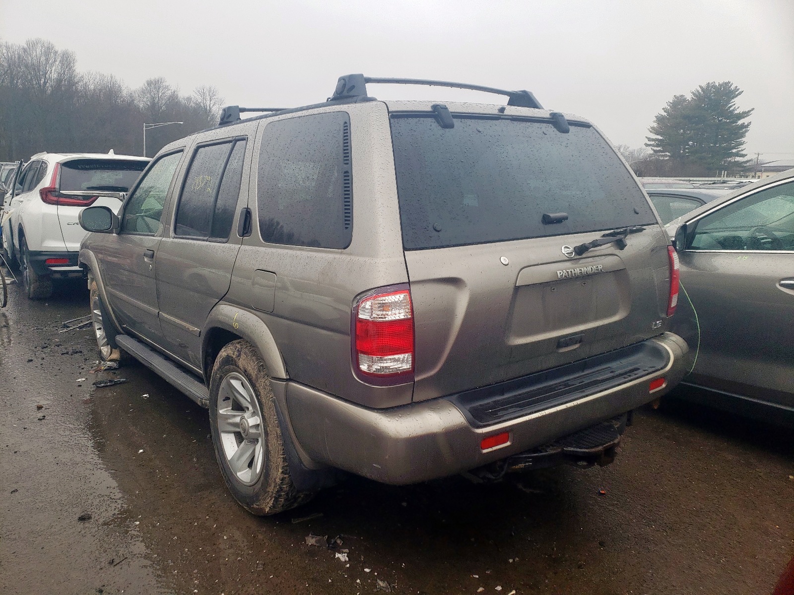 Photo 3 from auction – 2003 NISSAN PATHFINDER with VIN JN8DR09Y13W826765