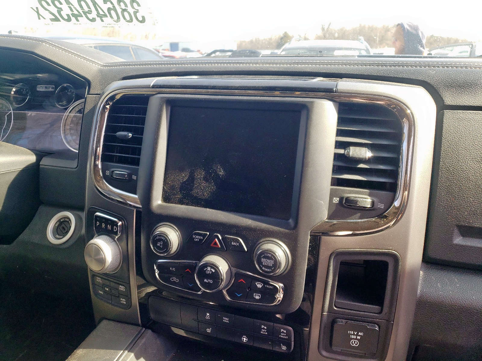 Photo 9 from auction – 2017 RAM 1500 SPORT with VIN 1C6RR7UT9HS560424