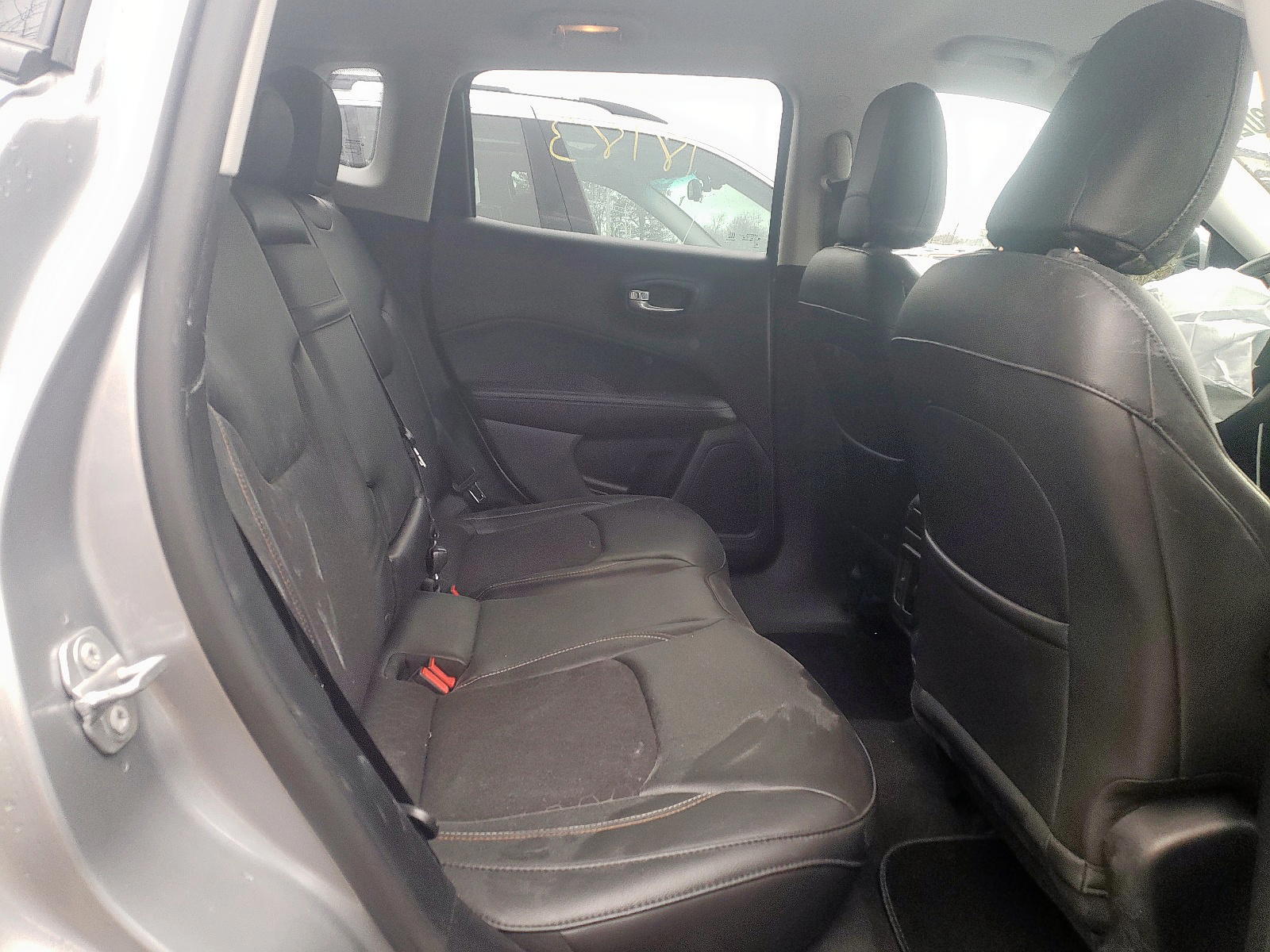 Photo 6 from auction – 2018 JEEP COMPASS LA with VIN 3C4NJDBB3JT252452