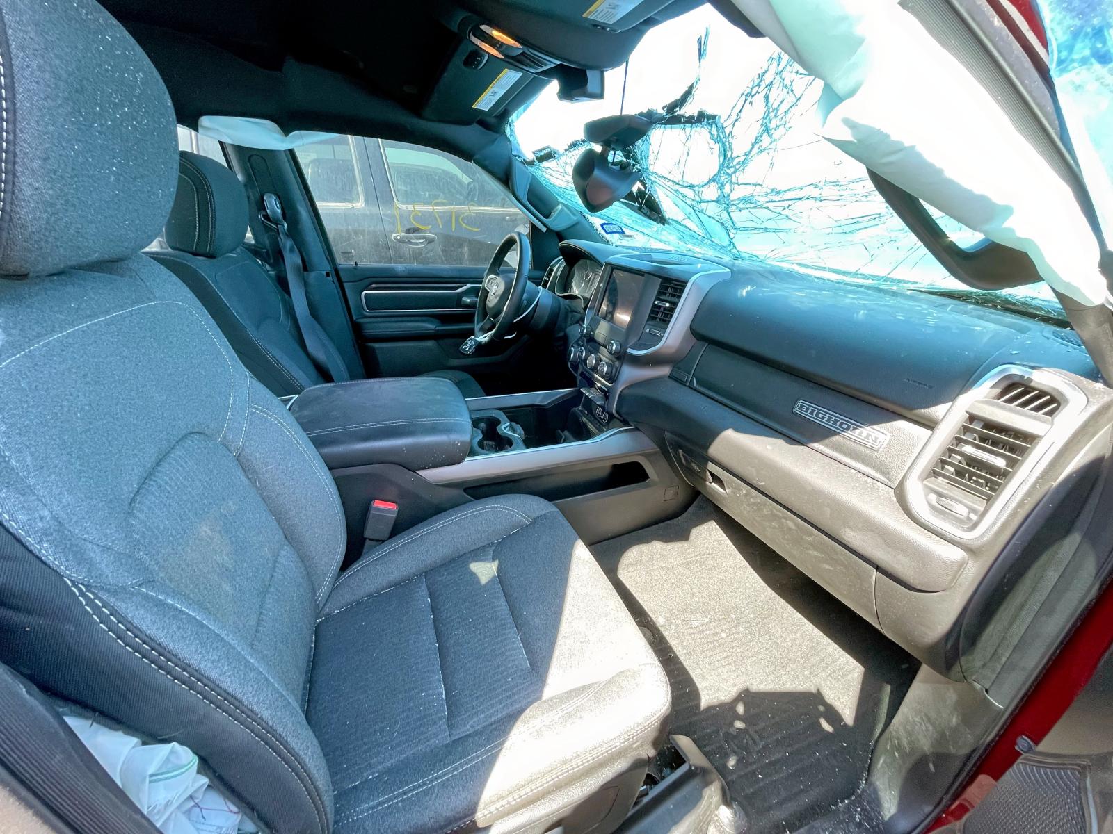 Photo 5 from auction – 2020 RAM 1500 BIG H with VIN 1C6SRFFT4LN235163