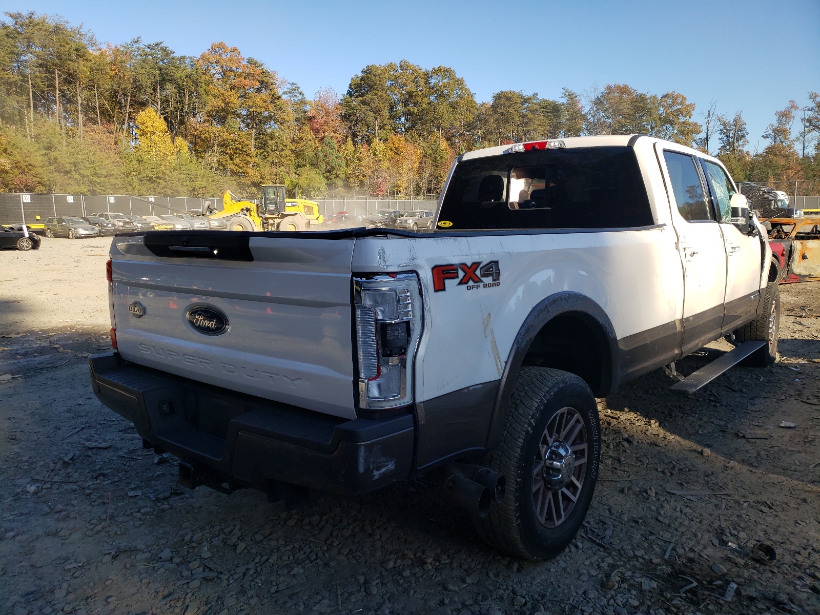 Photo 4 from auction – 2017 FORD F350 SUPER with VIN 1FT8W3BT1HED40055