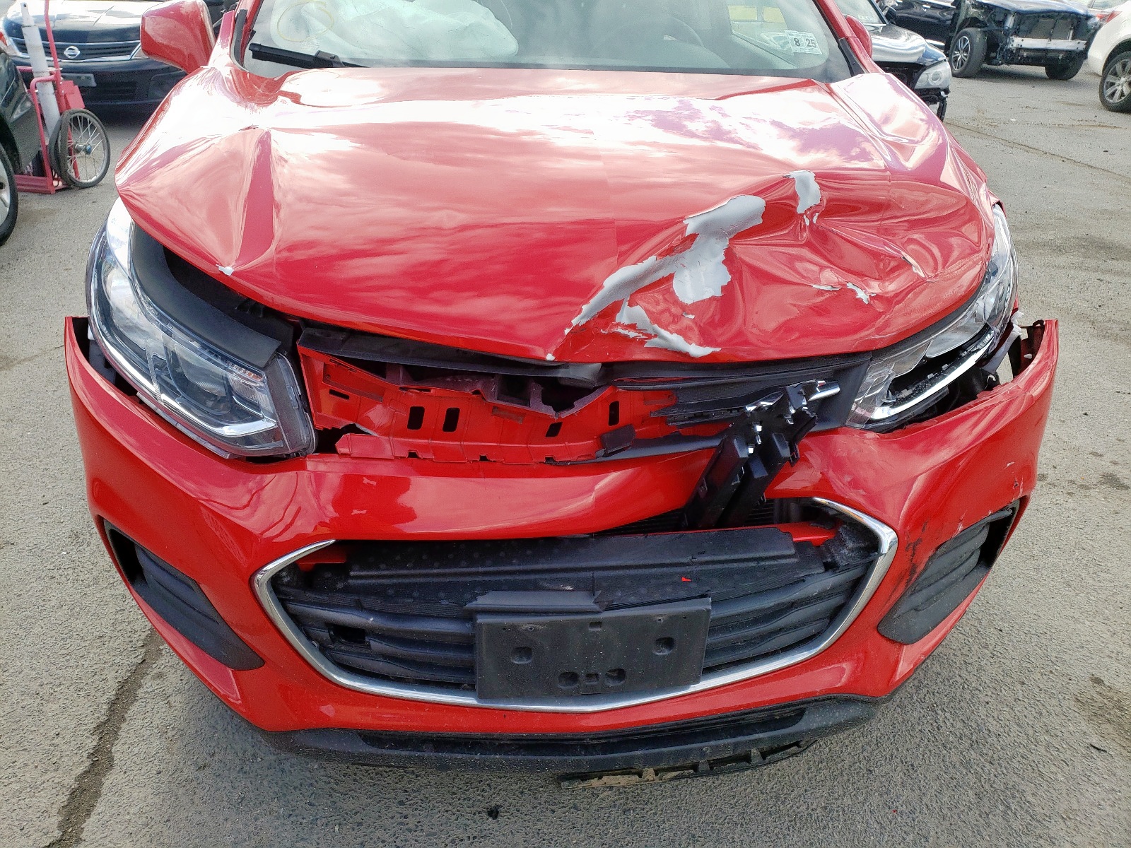 Photo 7 from auction – 2020 CHEVROLET TRAX LS with VIN KL7CJKSB4LB345056