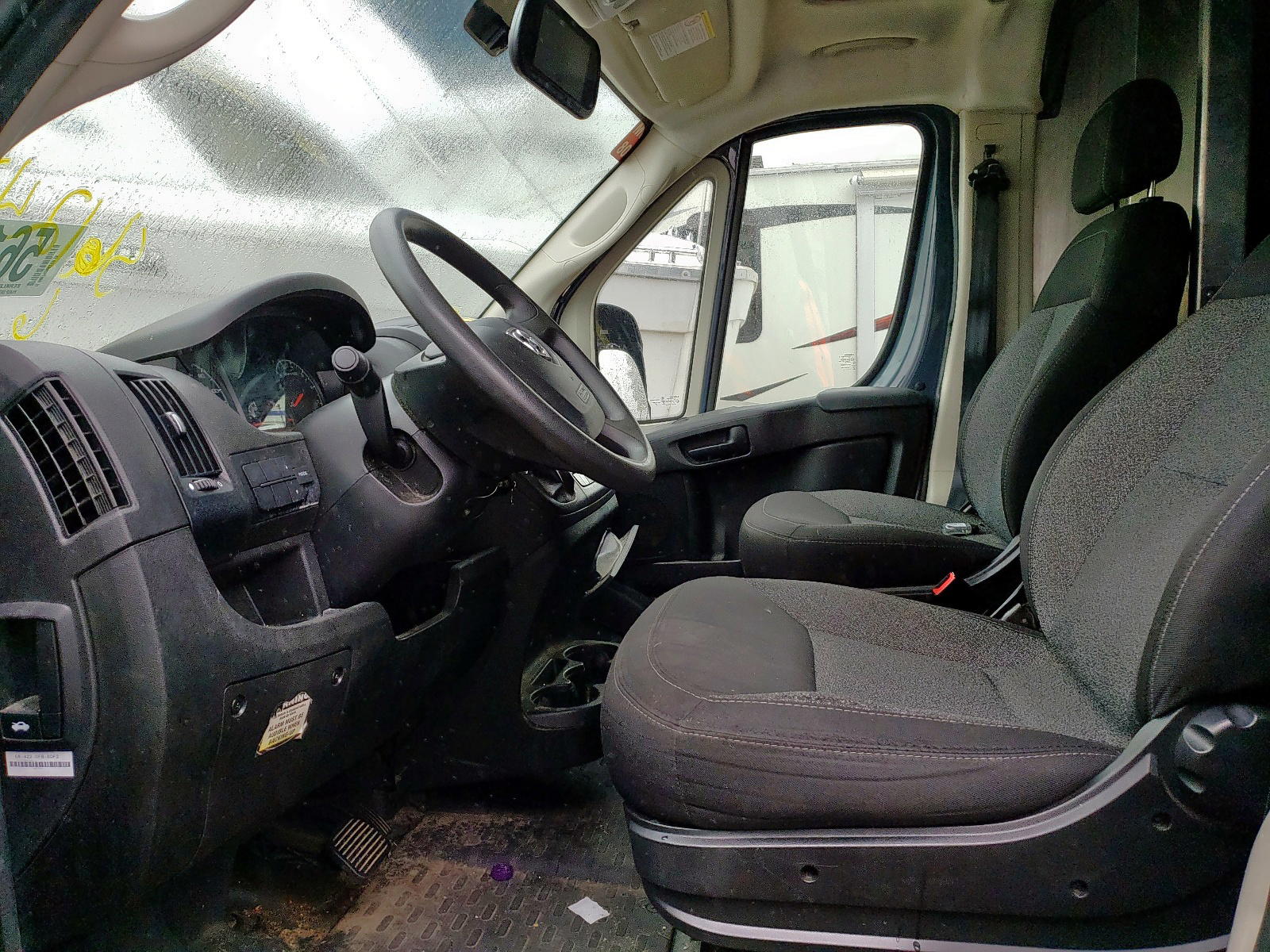 Photo 5 from auction – 2019 RAM PROMASTER with VIN 3C6TRVDG4KE520808