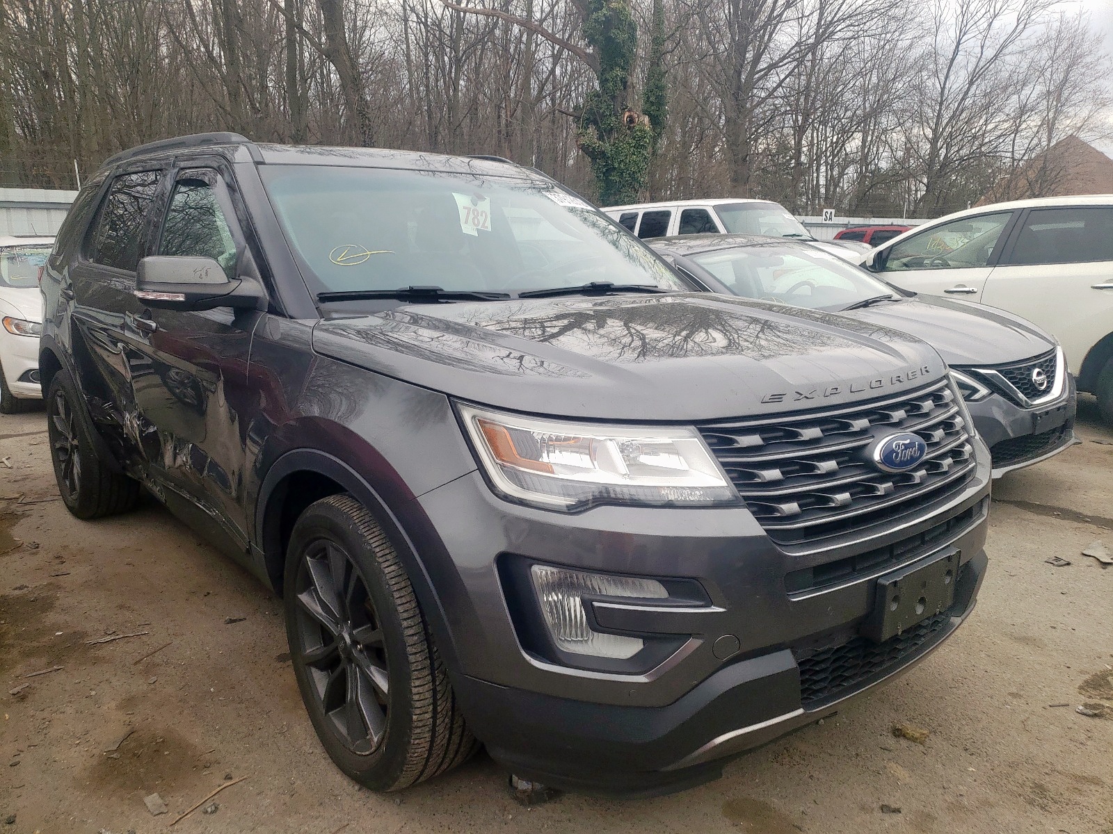 FORD EXPLORER X 2017 مع رقم تعريف المركبة 1FM5K8D89HGA06909 - صورة من المزاد
