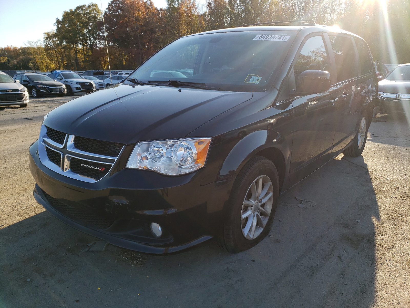 Photo 2 from auction – 2019 DODGE GRAND CARA with VIN 2C4RDGCG9KR610761