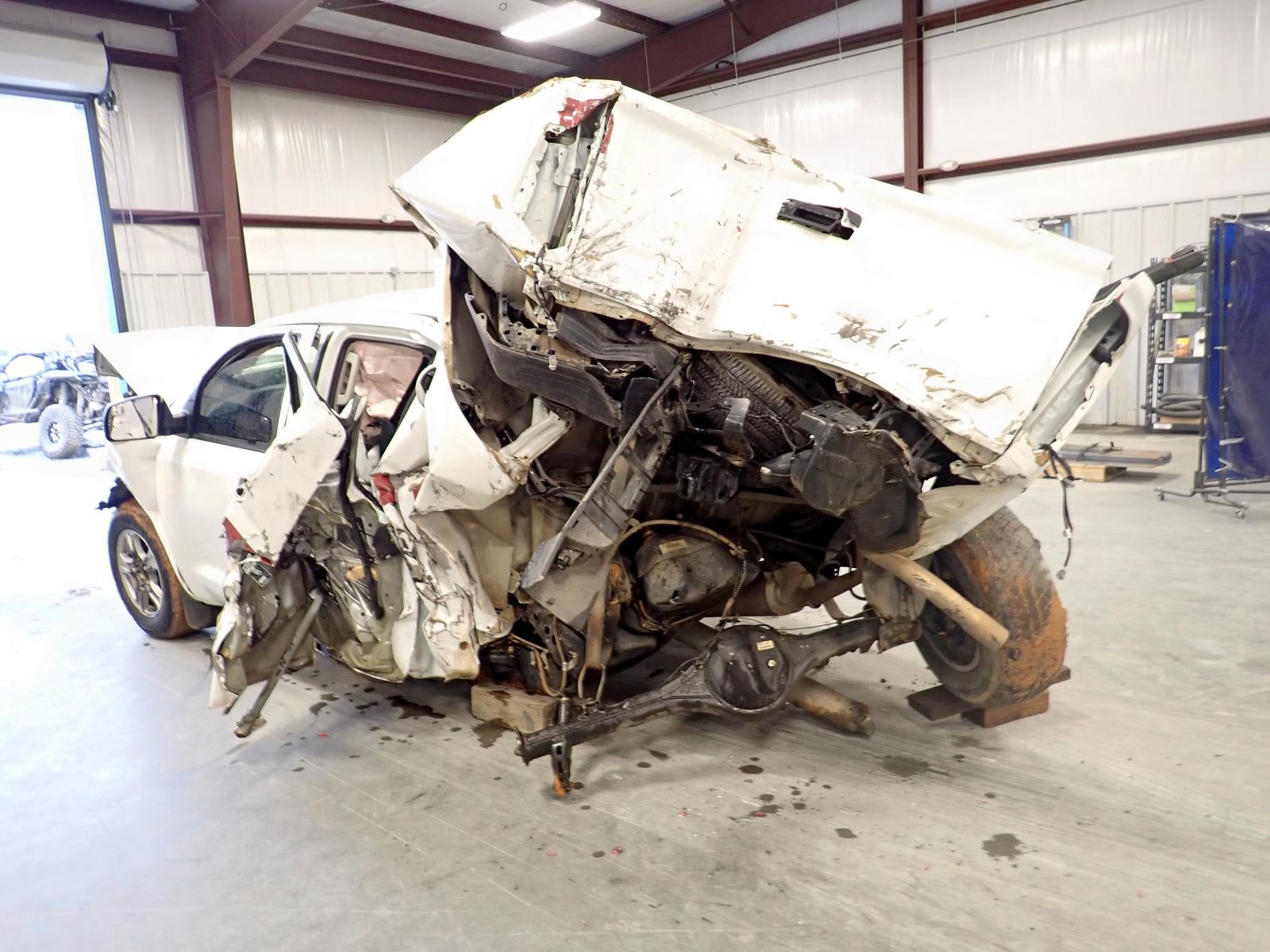 Photo 3 from auction – 2015 TOYOTA TUNDRA DOU with VIN 5TFTY5F11FX008966