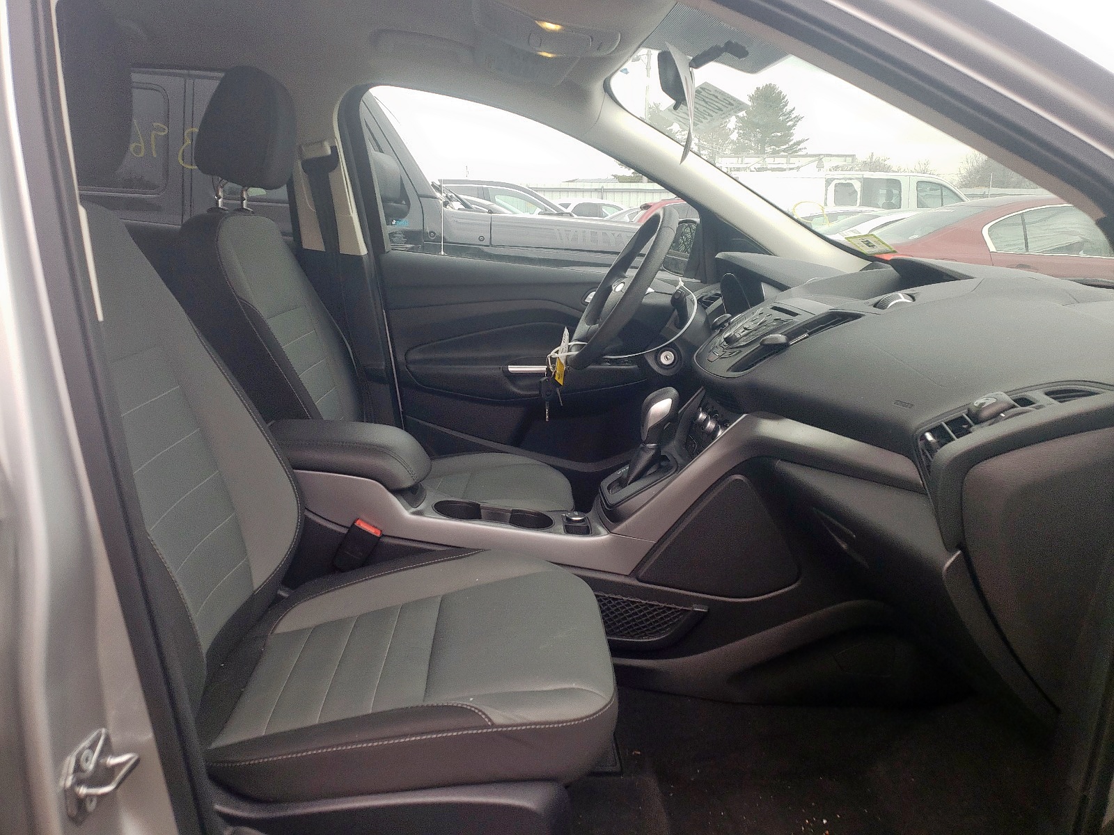 Zdjęcie 5 z aukcji – 2016 FORD ESCAPE SE z VIN 1FMCU0G91GUC04388