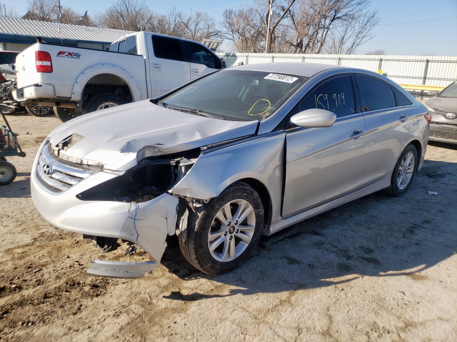 Photo 2 from auction – 2014 HYUNDAI SONATA GLS with VIN 5NPEB4AC2EH863702