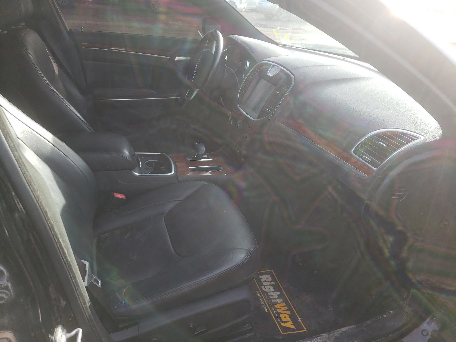 Photo 5 from auction – 2012 CHRYSLER 300 LIMITE with VIN 2C3CCACG5CH248428