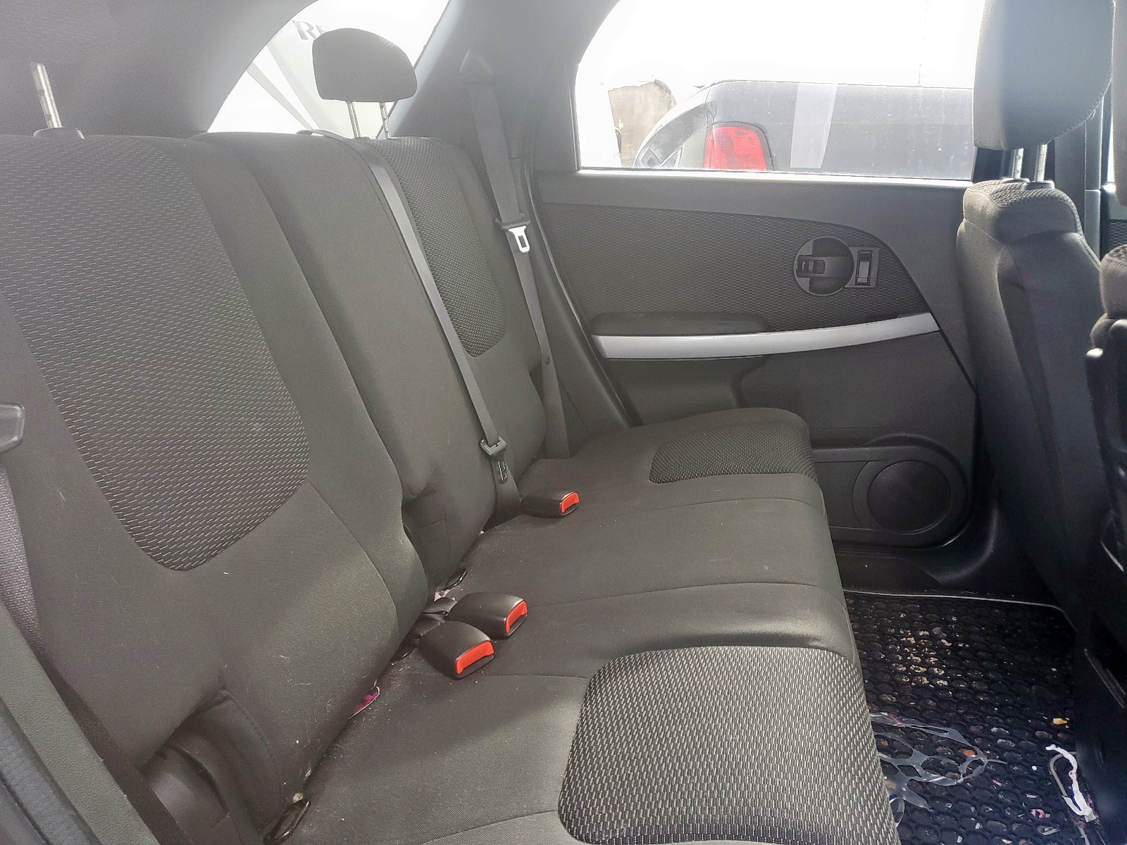 Photo 6 from auction – 2009 PONTIAC TORRENT with VIN 2CKDL43F896235436