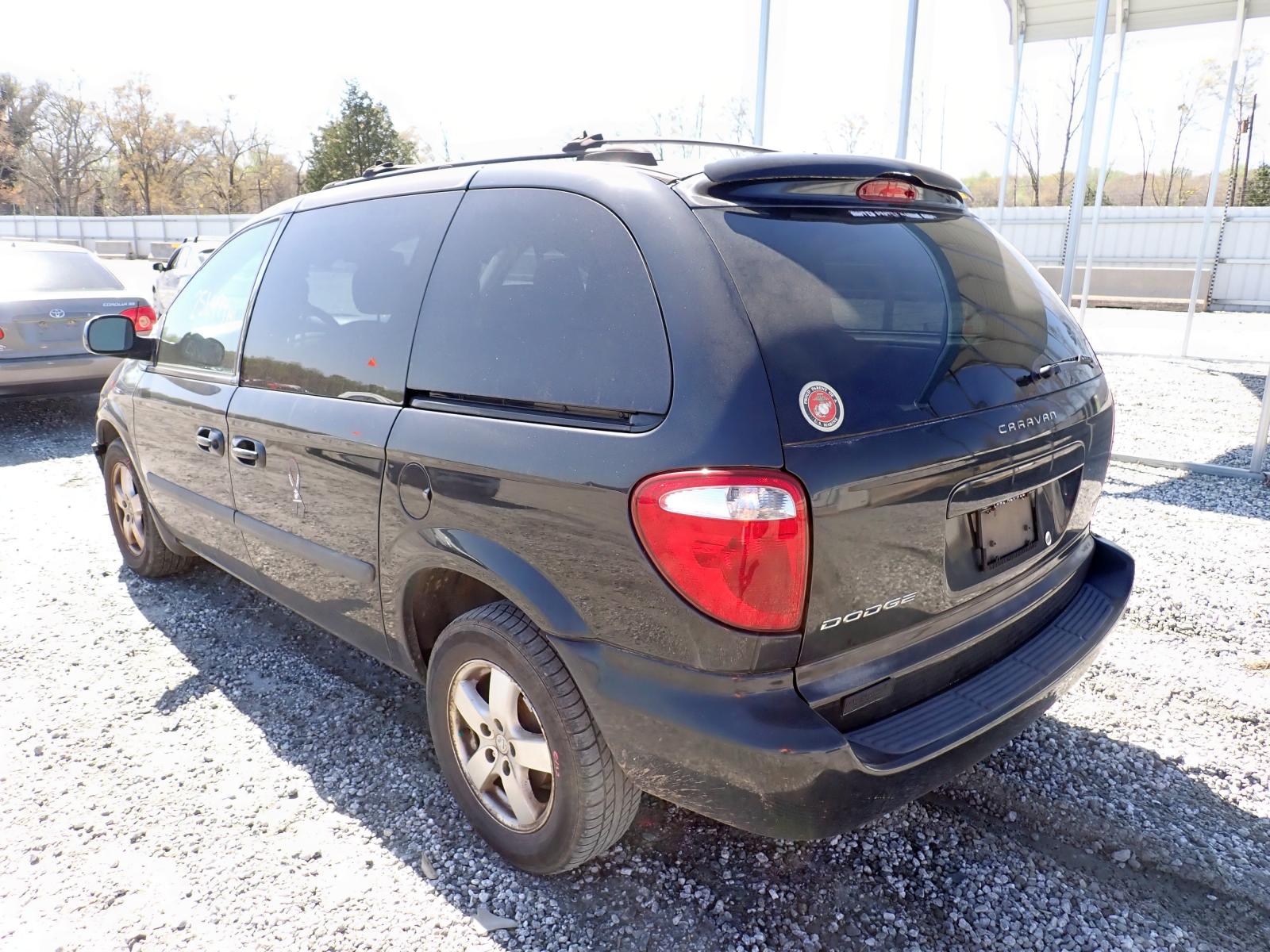 Photo 3 from auction – 2005 DODGE CARAVAN SX with VIN 1D4GP45RX5B271154