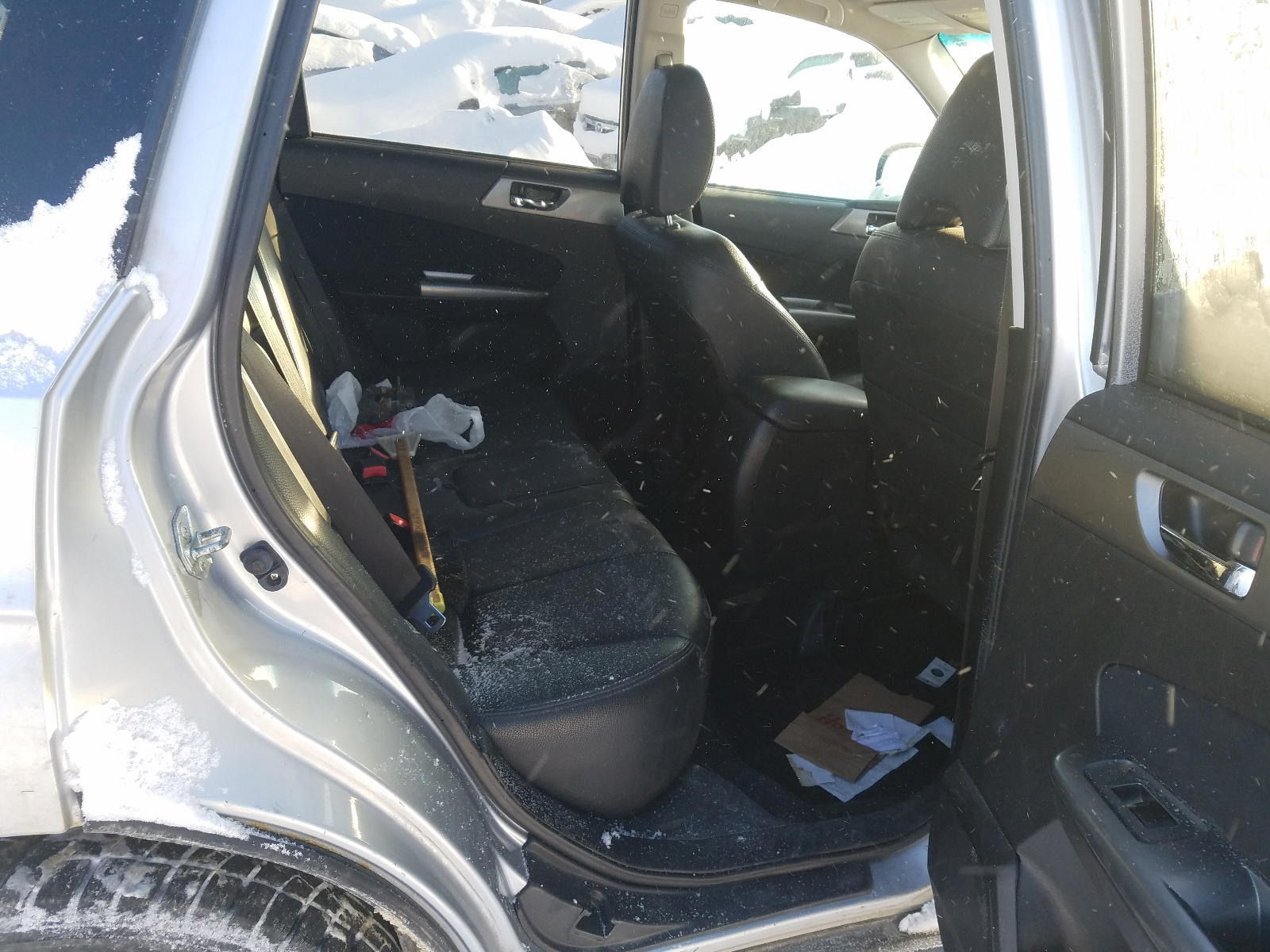 Photo 6 from auction – 2012 SUBARU FORESTER L with VIN JF2SHCEC2CH454103