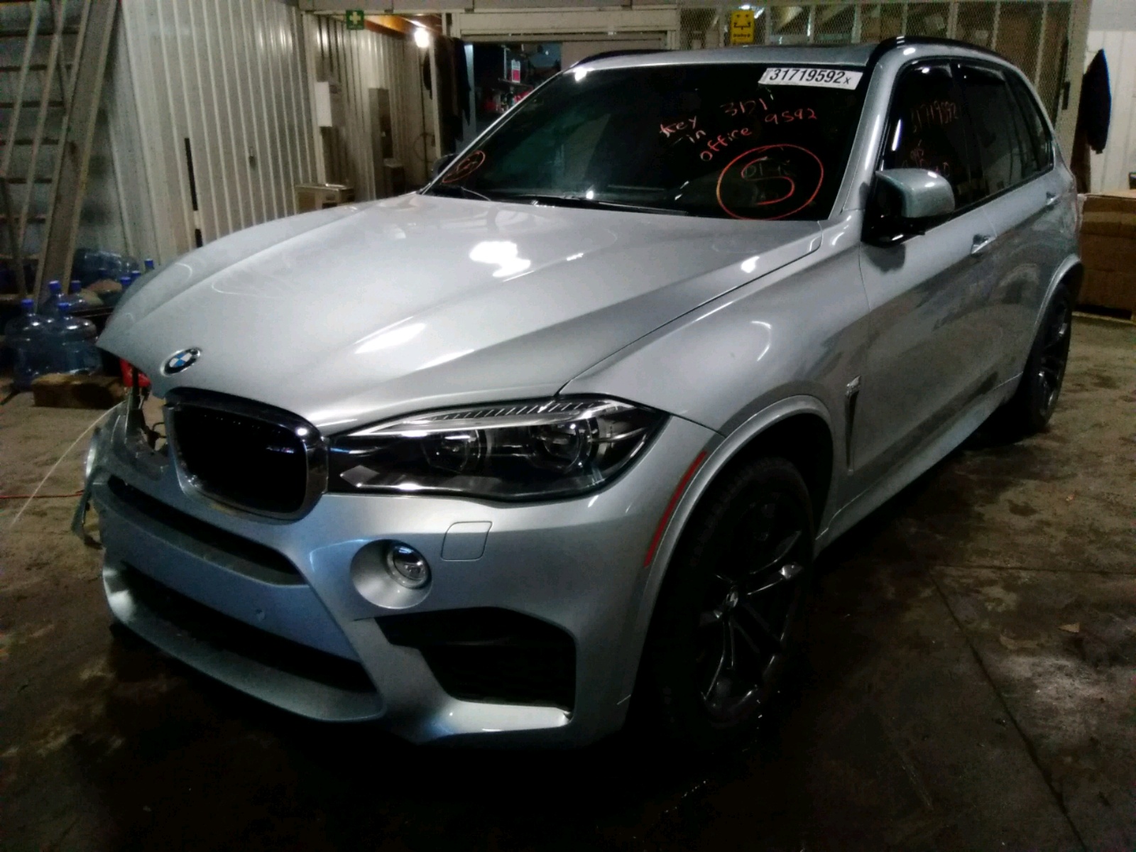 Zdjęcie 2 z aukcji – 2016 BMW X5 M z VIN 5YMKT6C52G0R79242