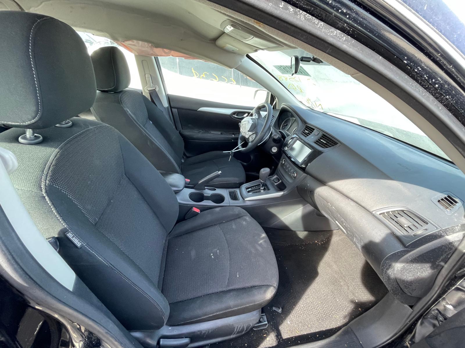 Photo 5 from auction – 2019 NISSAN SENTRA S with VIN 3N1AB7AP9KY242588