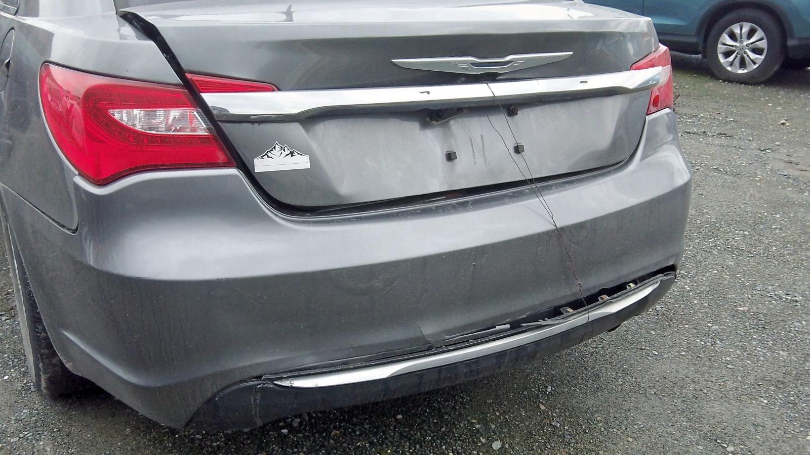 Photo 9 from auction – 2013 CHRYSLER 200 LX with VIN 1C3CCBAB8DN569577