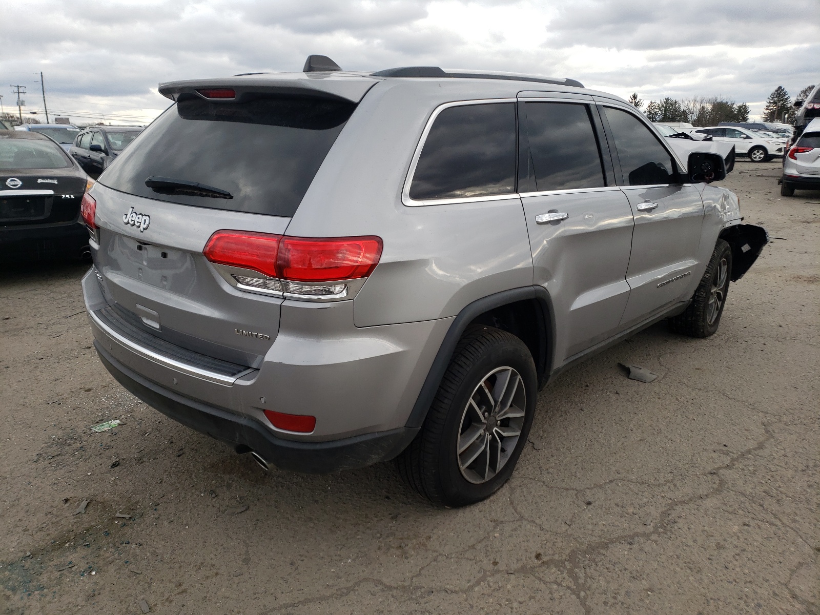 Photo 4 from auction – 2019 JEEP GRAND CHER with VIN 1C4RJFBG6KC665486