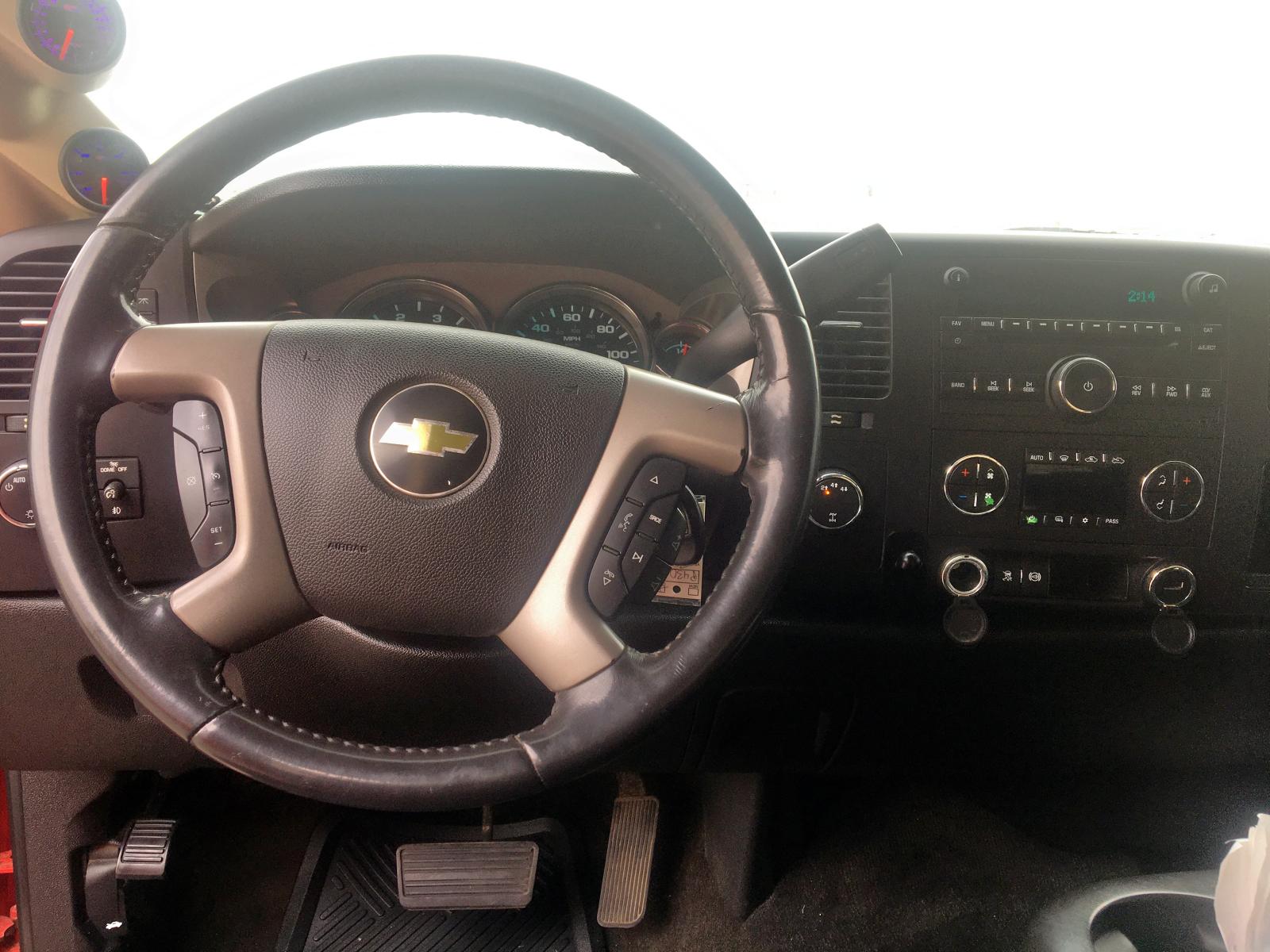 Photo 8 from auction – 2011 CHEVROLET SILVERADO with VIN 1GC4K0C8XBF153238