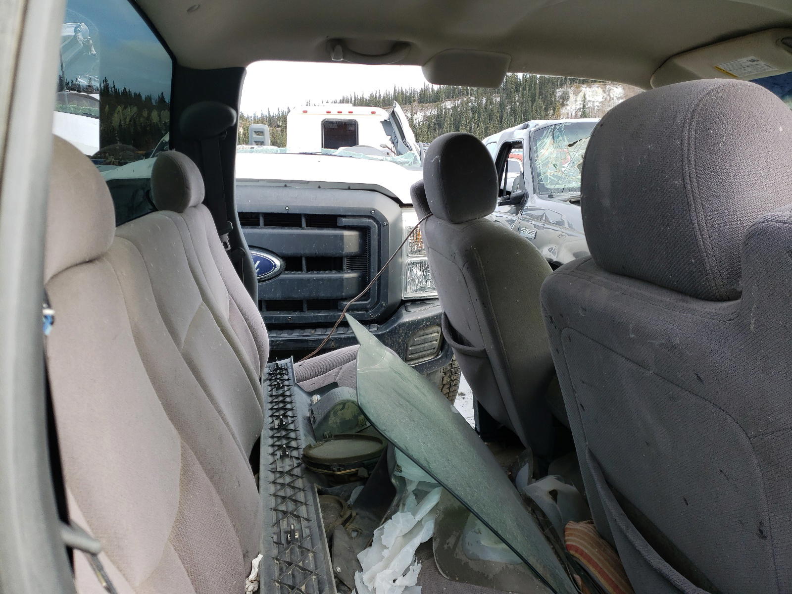 Photo 6 from auction – 2014 GMC SIERRA K35 with VIN 1GD423C85EF142469